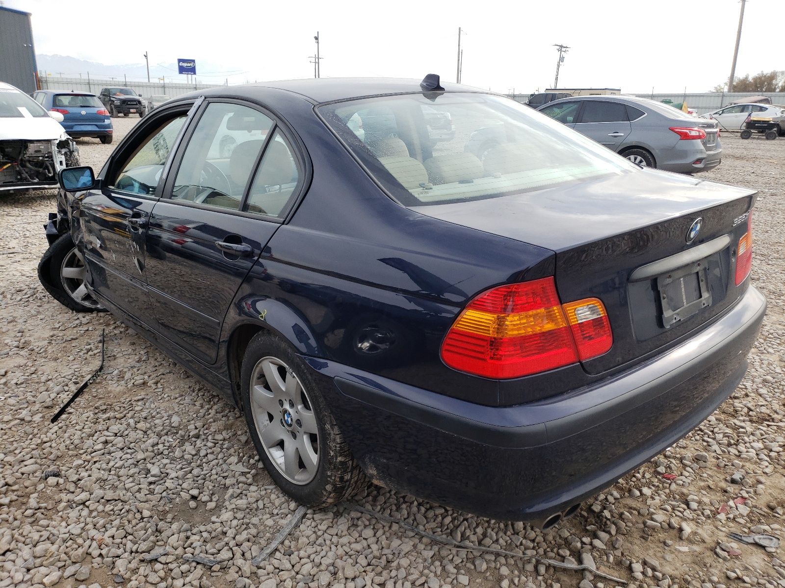 Photo 3 from auction – 2005 BMW 325 XI with VIN WBAEU33415PR19379