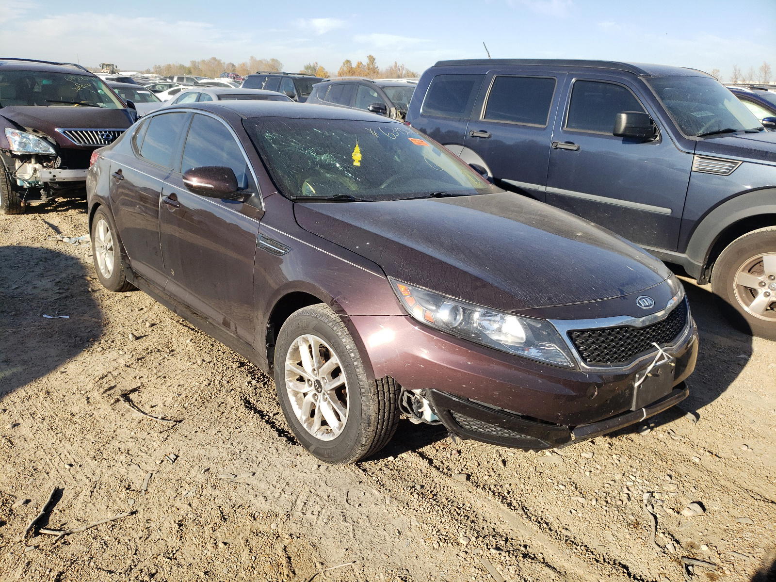 KIA OPTIMA LX 2011 with VIN KNAGM4A72B5100125 - Photo from auction