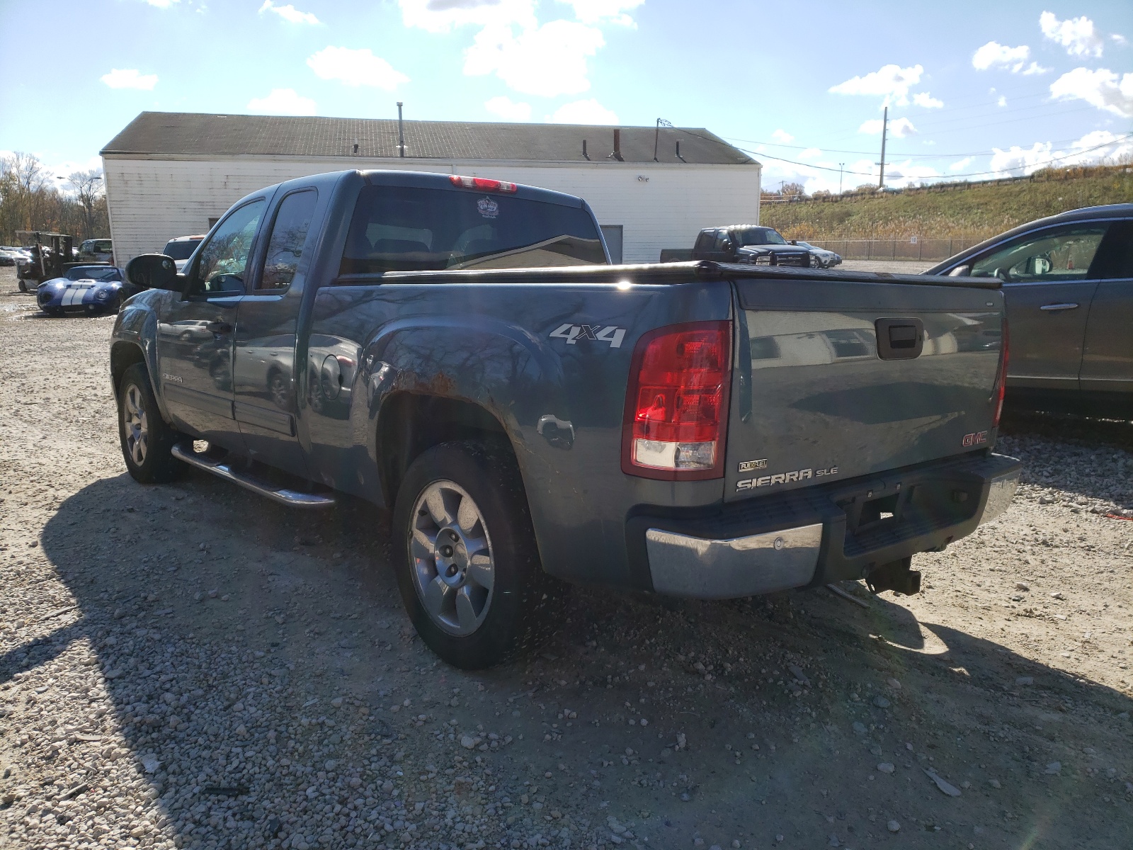 Photo 3 from auction – 2009 GMC SIERRA K15 with VIN 1GTEK29069Z282068