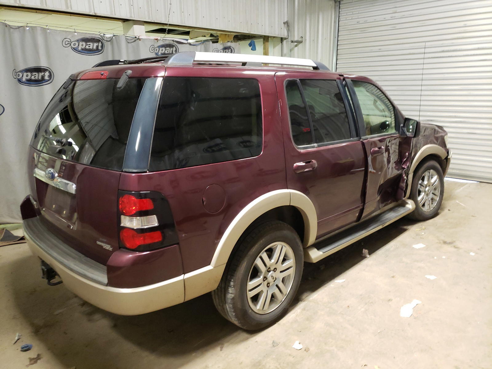 Photo 4 from auction – 2007 FORD EXPLORER E with VIN 1FMEU74E47UB86245