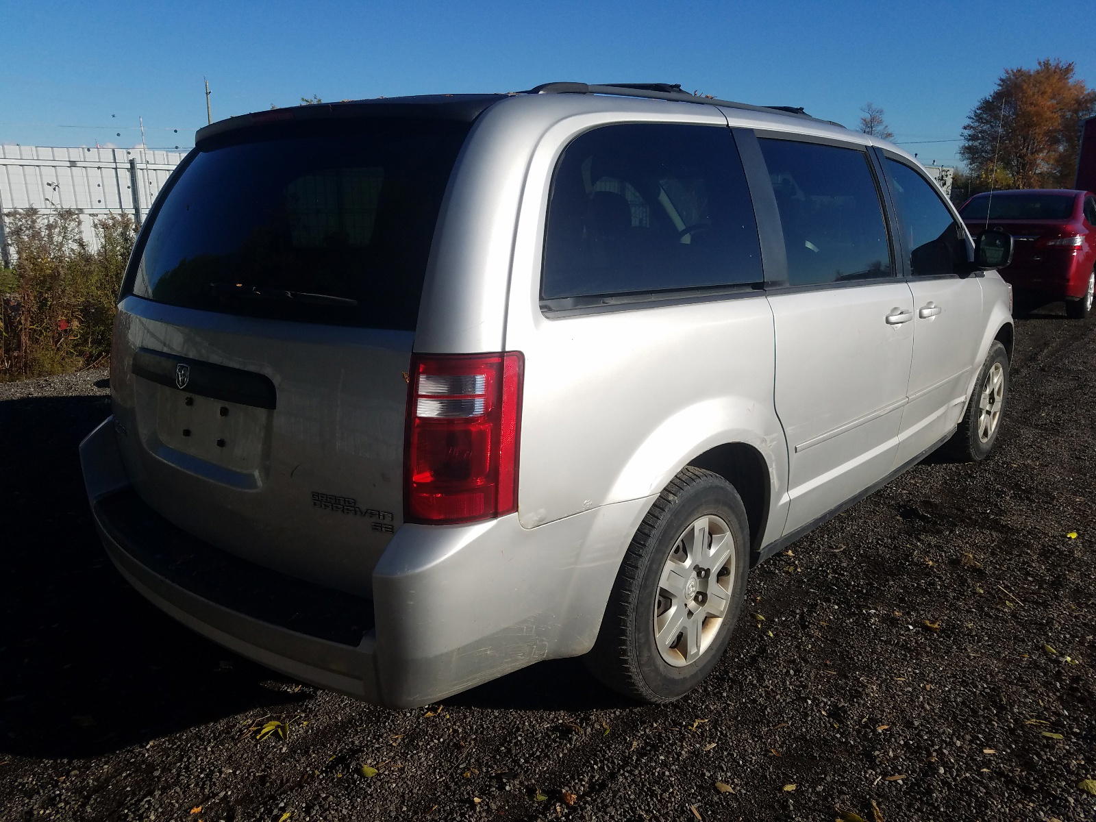 Photo 4 from auction – 2010 DODGE GRAND CARA with VIN 2D4RN4DE4AR313035