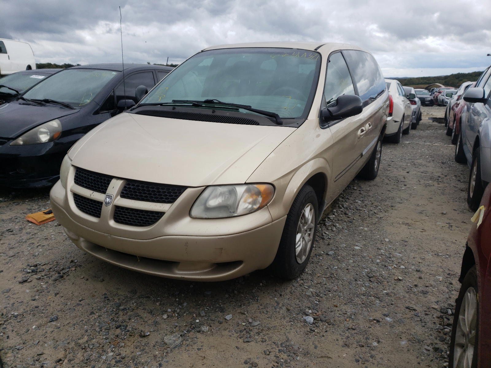 Photo 2 from auction – 2001 DODGE GRAND CARA with VIN 2B4GP44381R218472