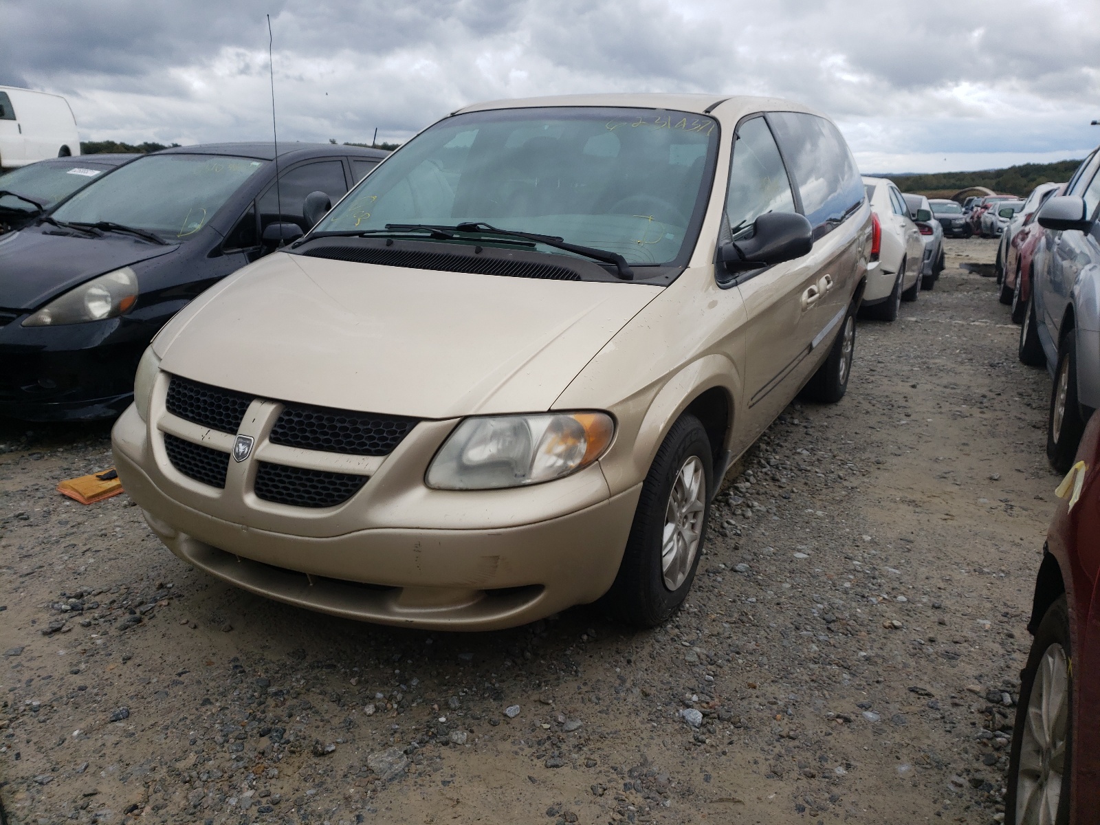صورة رقم 2 من المزاد - 2001 DODGE GRAND CARA مع VIN 2B4GP44381R218472