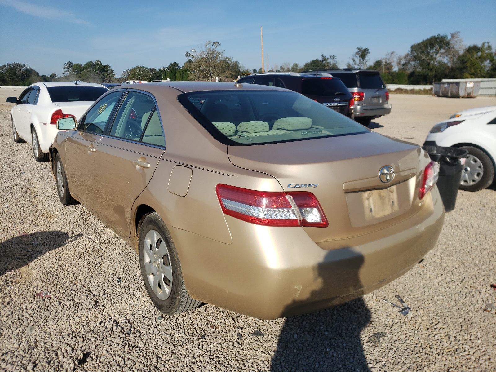 Photo 3 from auction – 2010 TOYOTA CAMRY BASE with VIN 4T1BF3EK4AU045533
