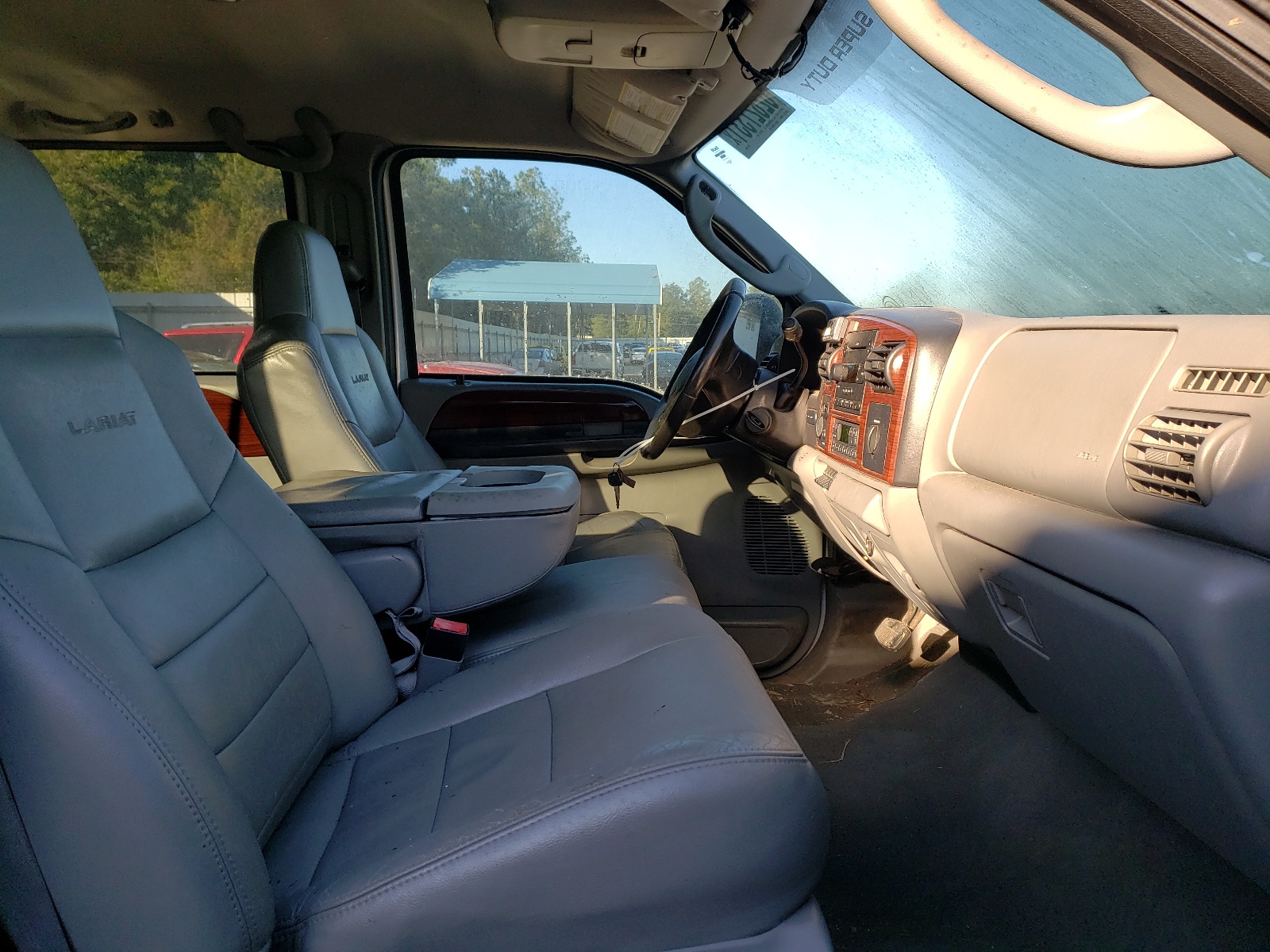Photo 5 from auction – 2005 FORD F250 SUPER with VIN 1FTSW21P25ED30294