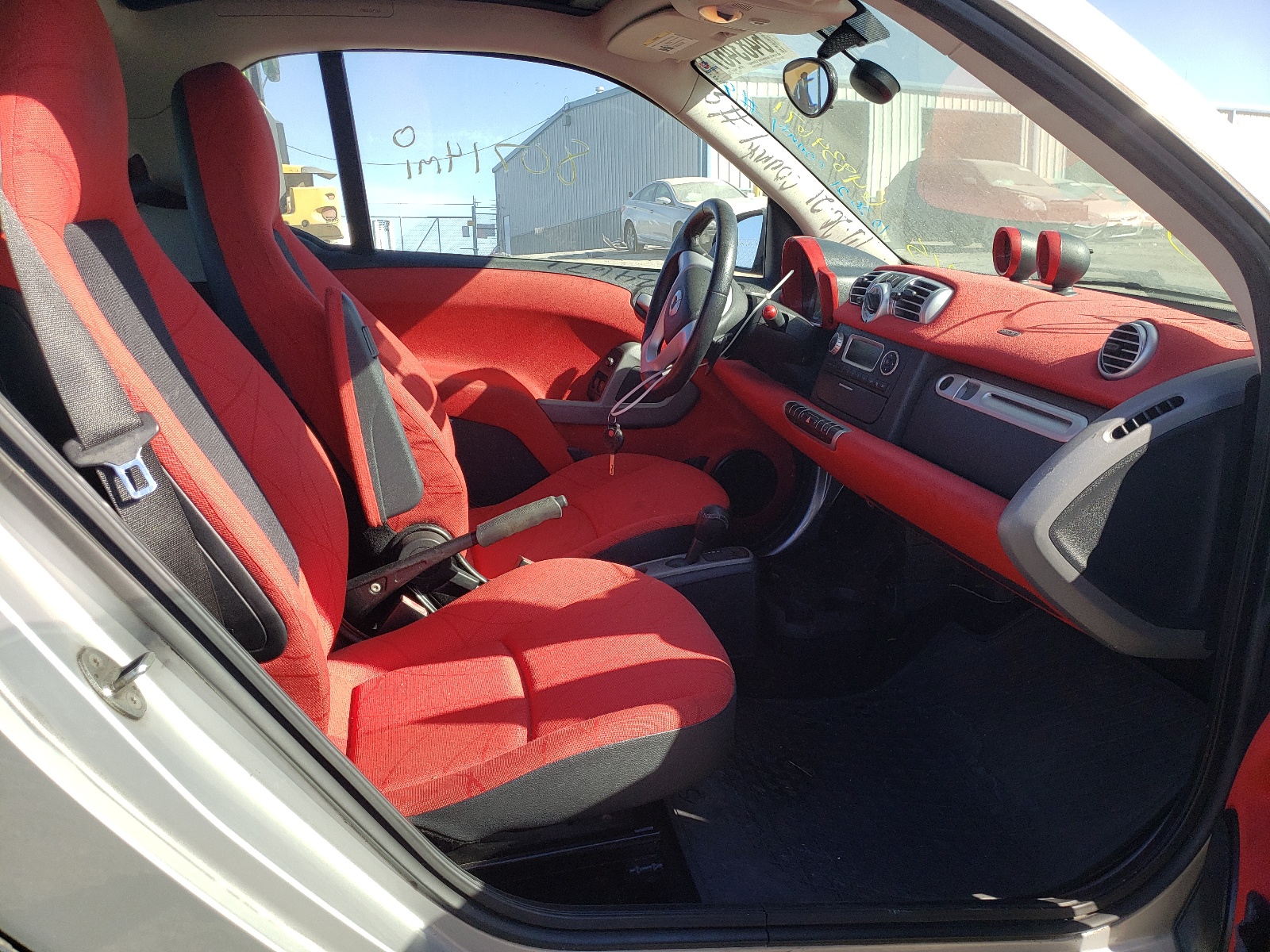 Photo 5 from auction – 2013 SMART FORTWO PUR with VIN WMEEJ3BA7DK635402