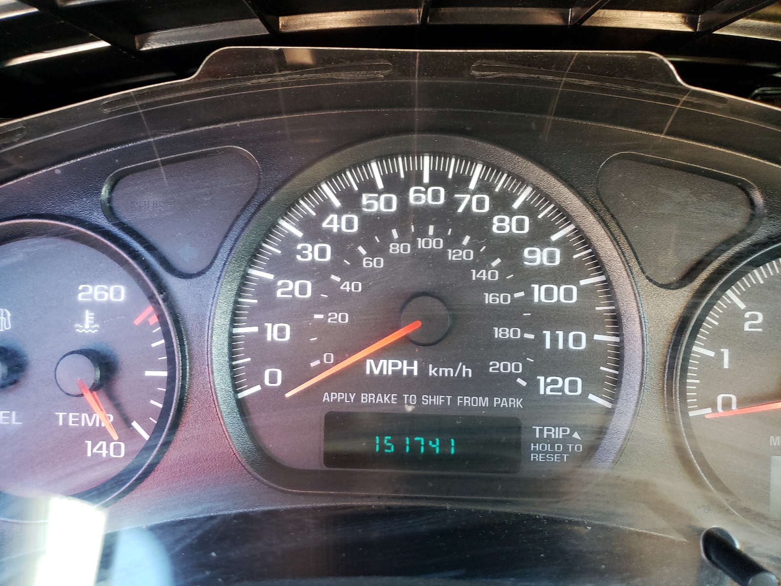 Photo 8 from auction – 2004 CHEVROLET MONTE CARL with VIN 2G1WW12E049439579