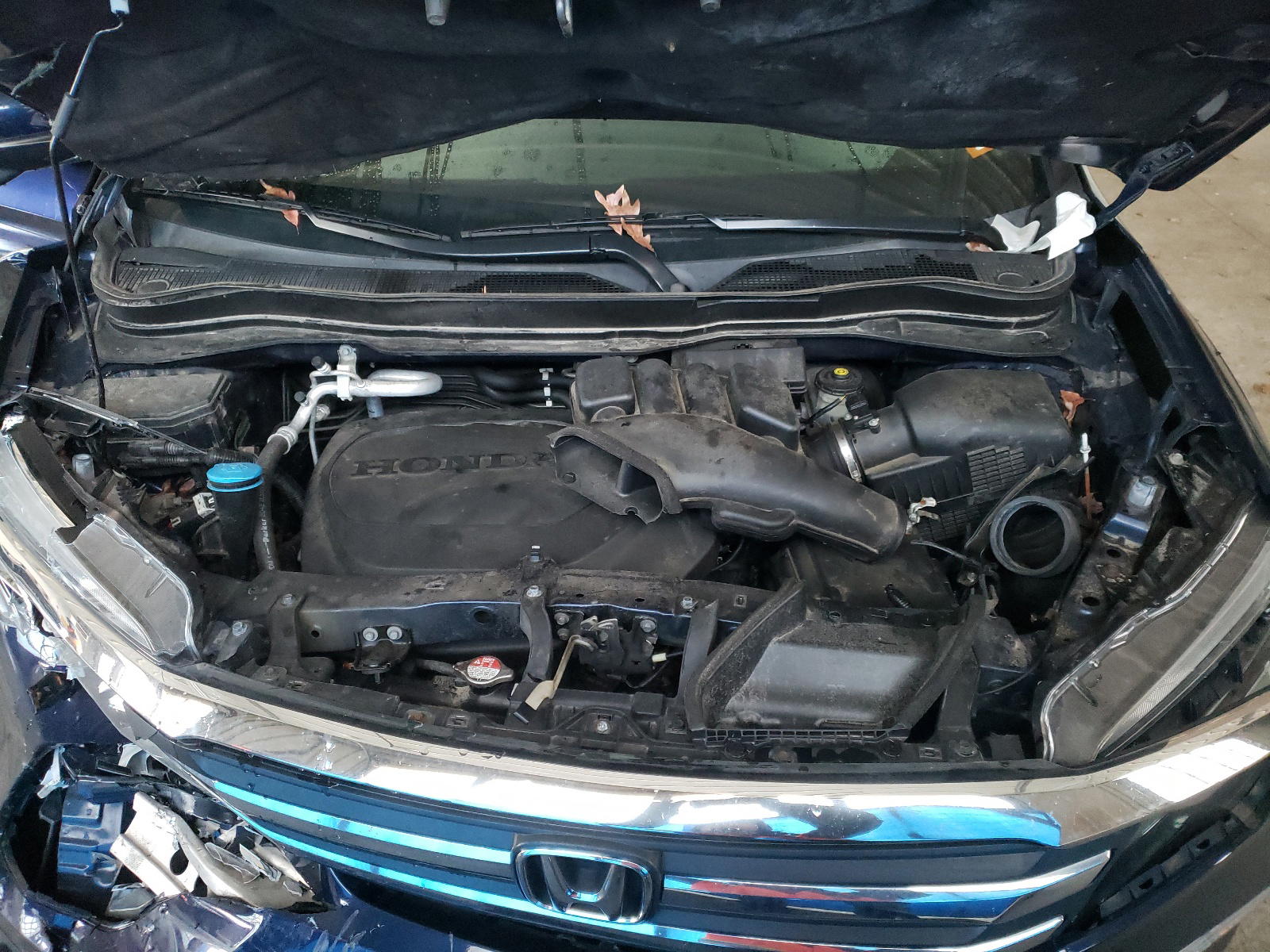 Photo 7 from auction – 2016 HONDA PILOT with VIN 5FNYF6H77GB102879