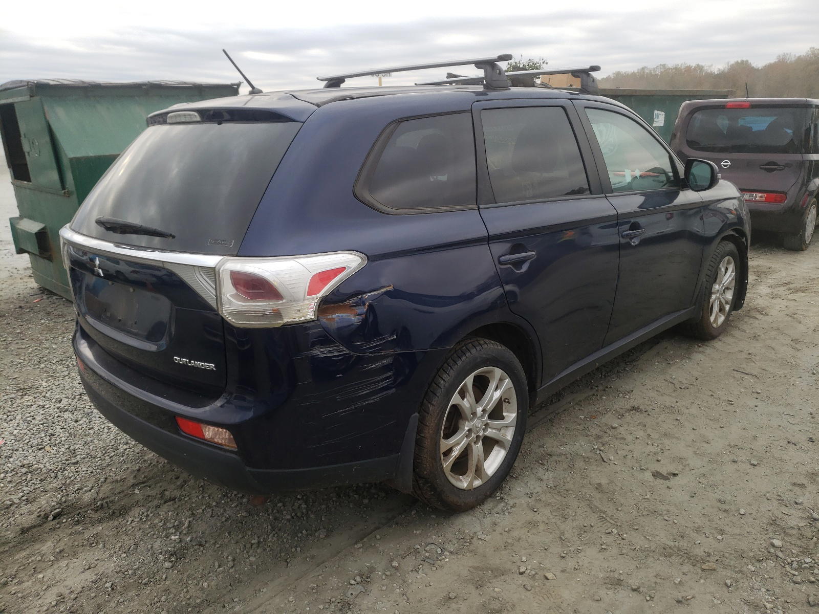 Photo 4 from auction – 2015 MITSUBISHI OUTLANDER with VIN JA4AZ3A3XEZ005997