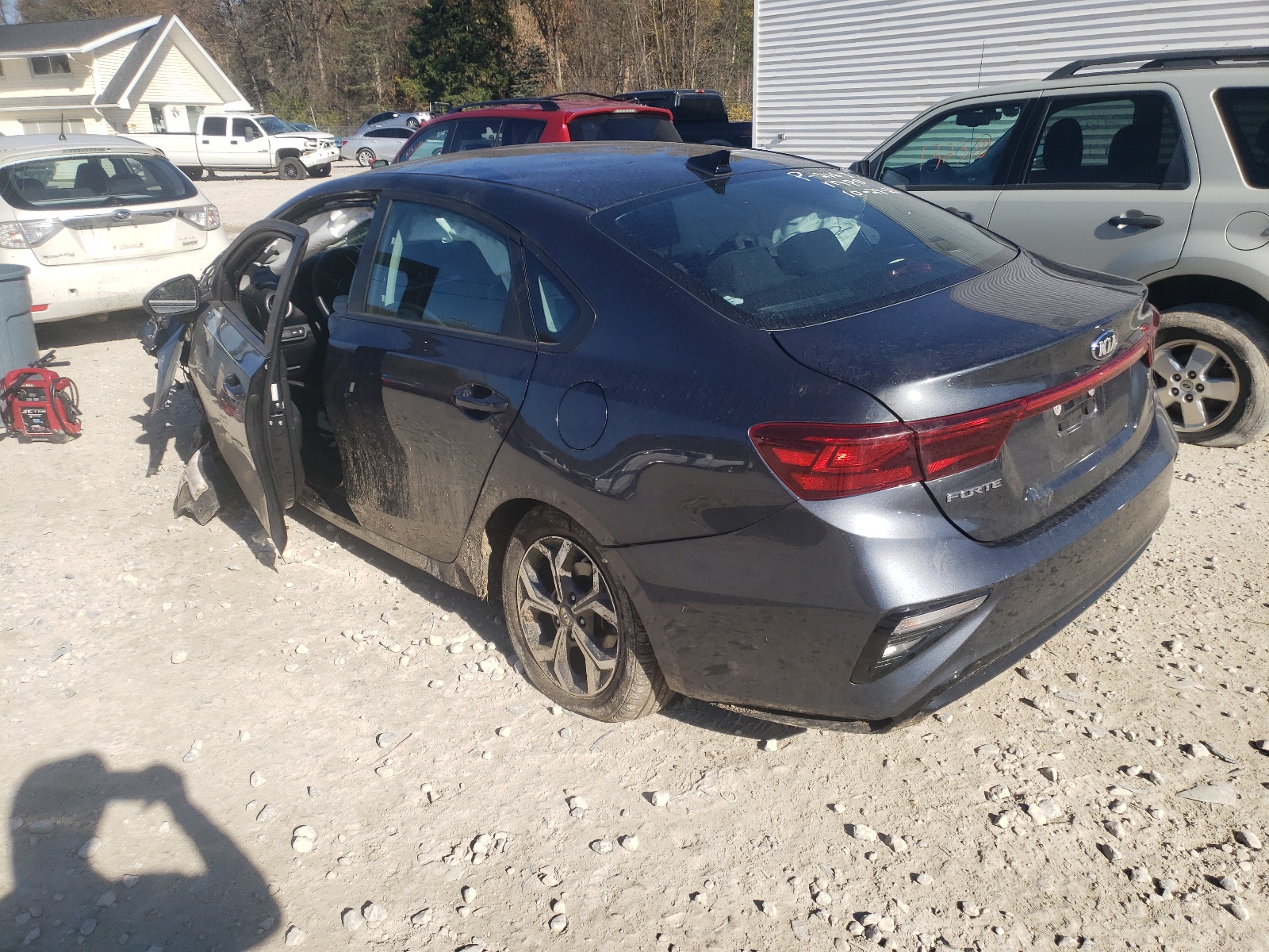 Photo 3 from auction – 2020 KIA FORTE FE with VIN 3KPF24AD8LE251566
