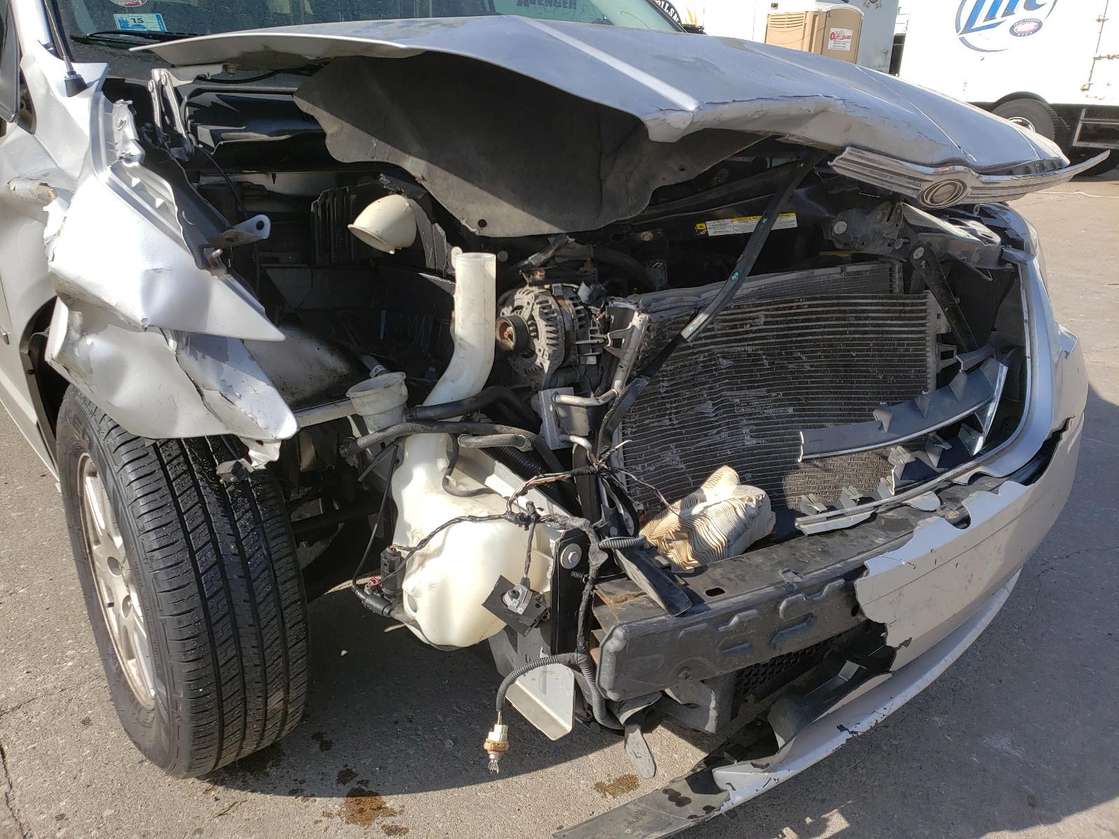Photo 9 from auction – 2010 CHRYSLER TOWN & COU with VIN 2A4RR5D11AR393733