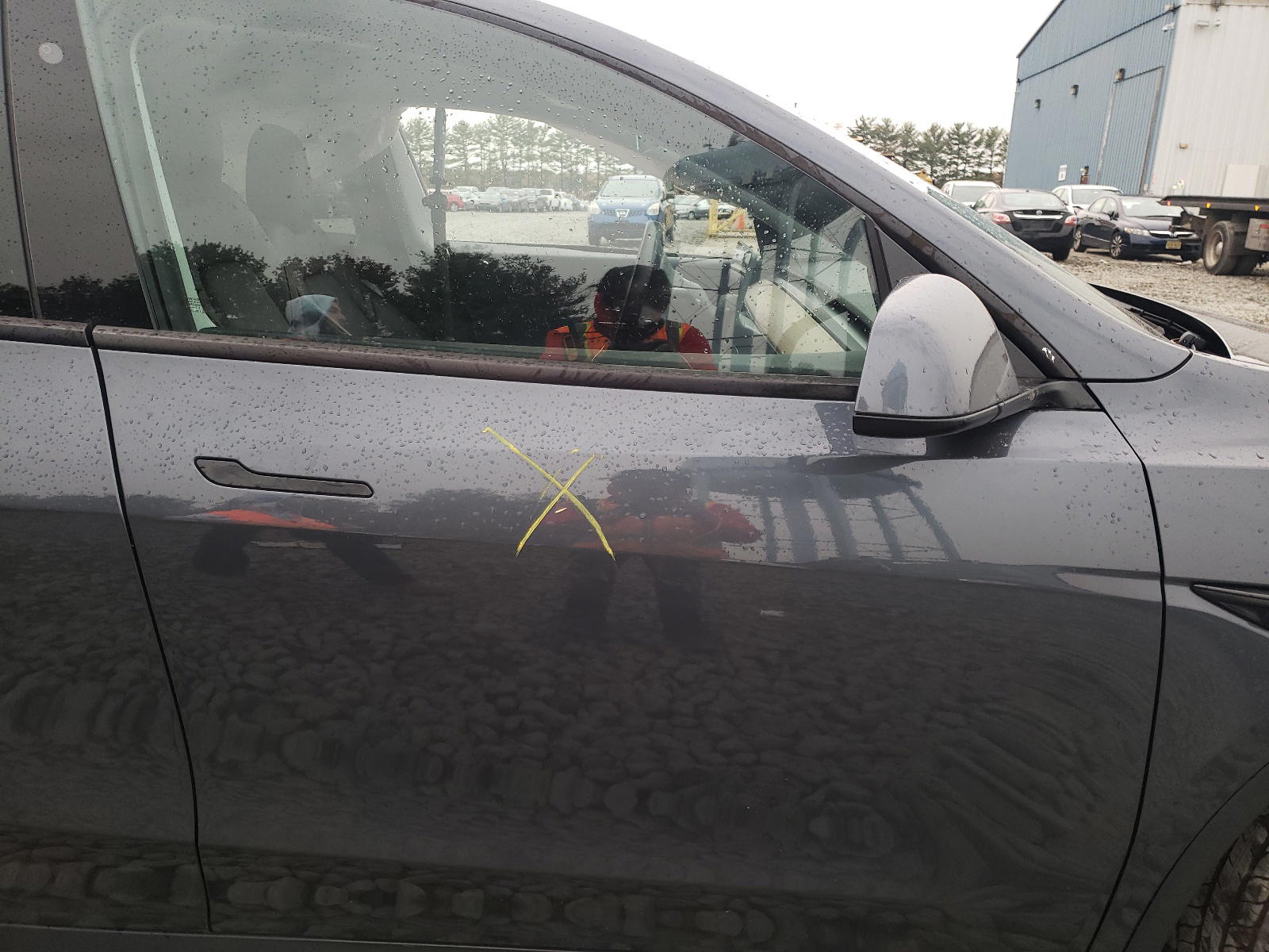 Photo 5 from auction – 2020 TESLA MODEL Y with VIN 5YJYGDEE7LF008967