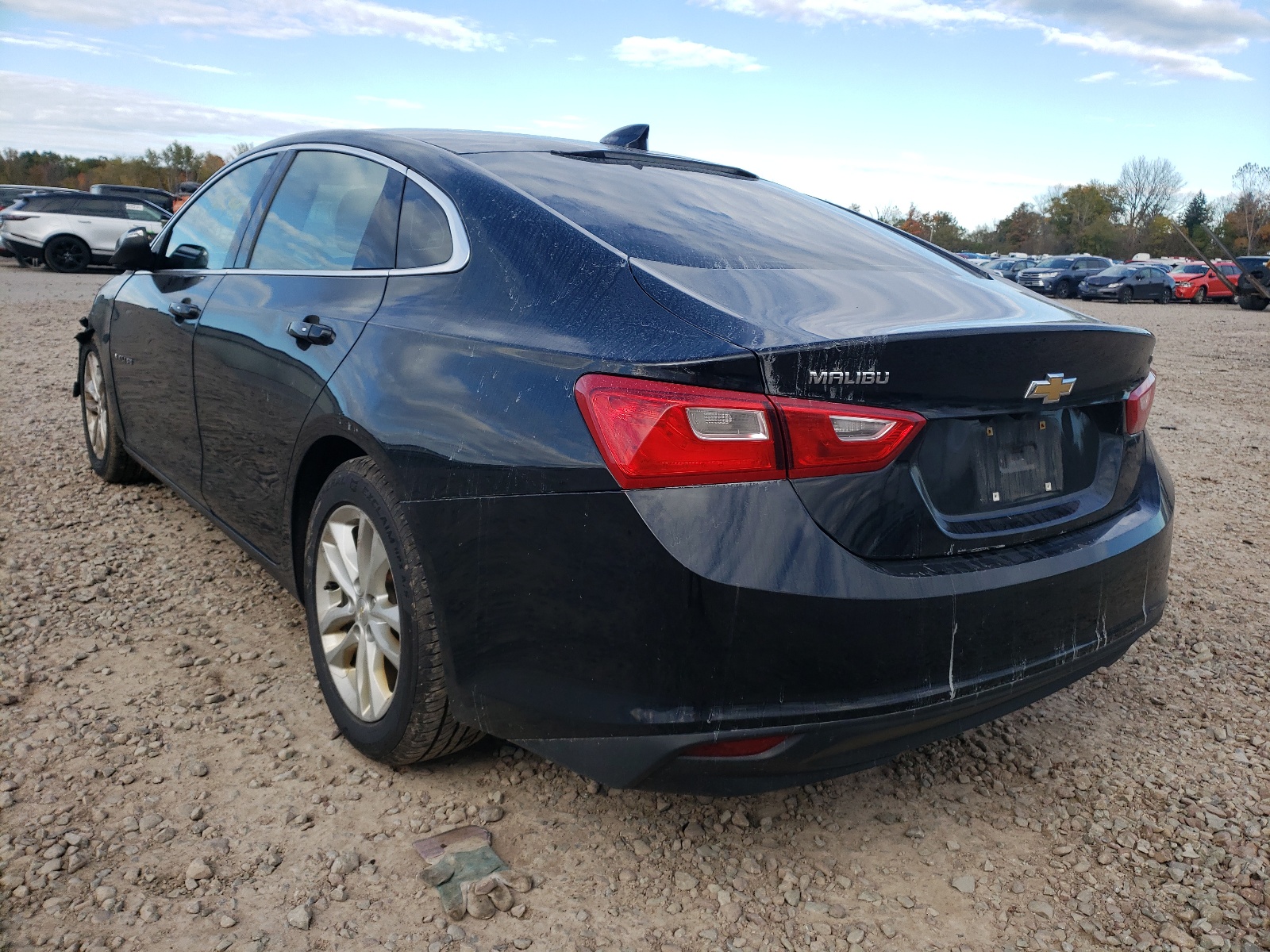 Photo 3 from auction – 2017 CHEVROLET MALIBU LT with VIN 1G1ZE5ST5HF119435