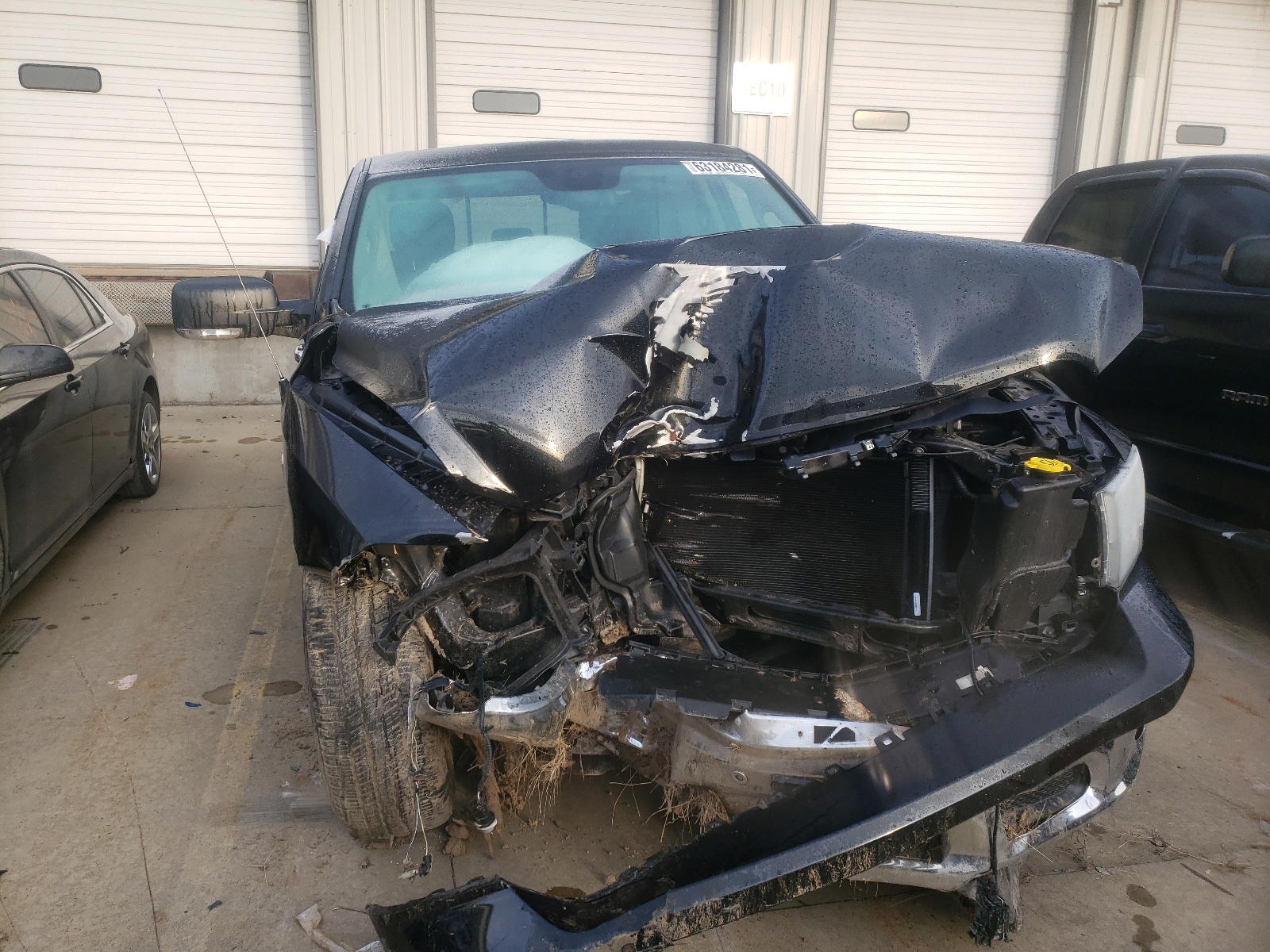 Photo 9 from auction – 2017 RAM 1500 SLT with VIN 1C6RR7TT1HS554229