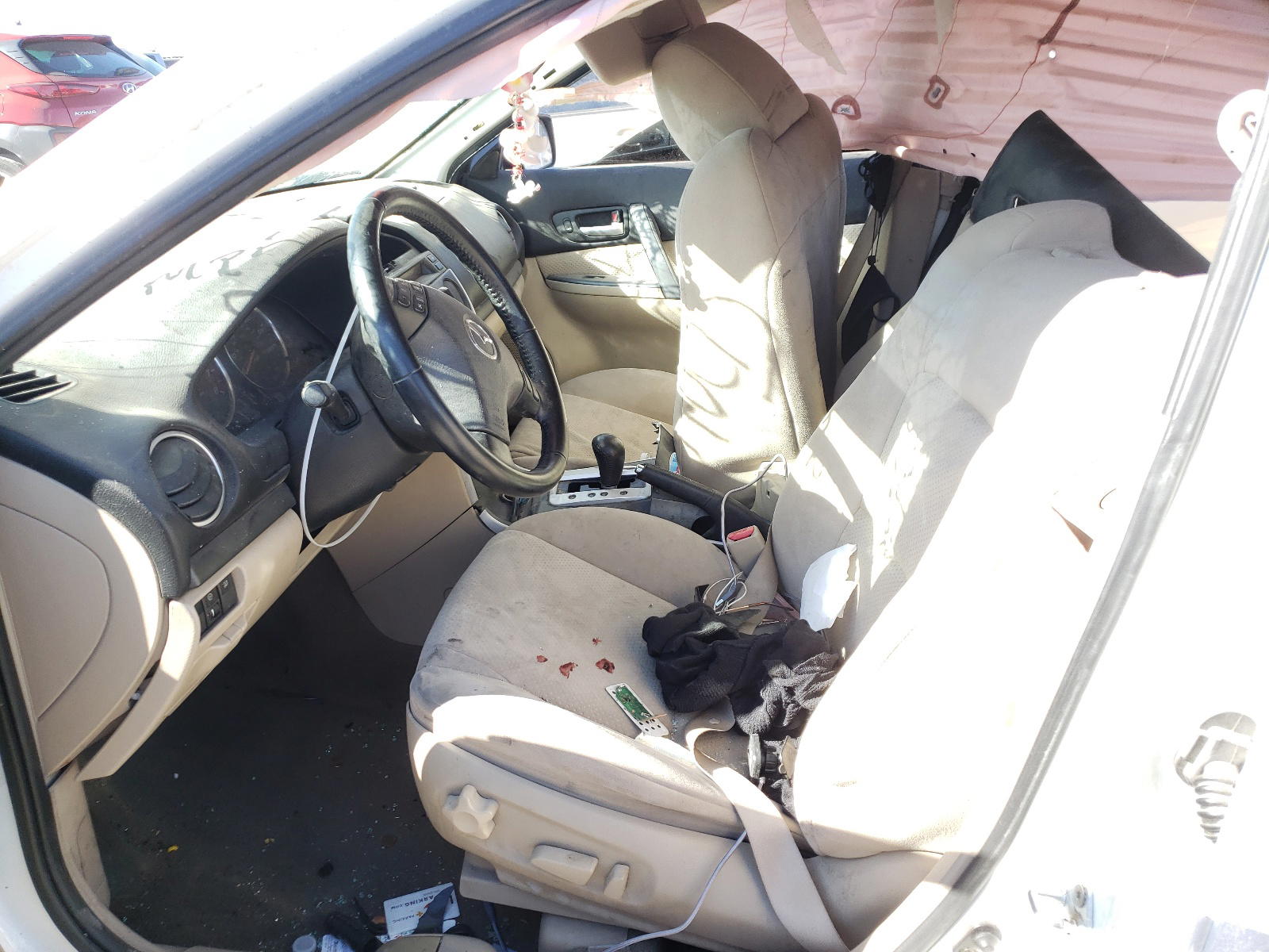 Photo 5 from auction – 2006 MAZDA 6 S with VIN 1YVHP80D465M64852