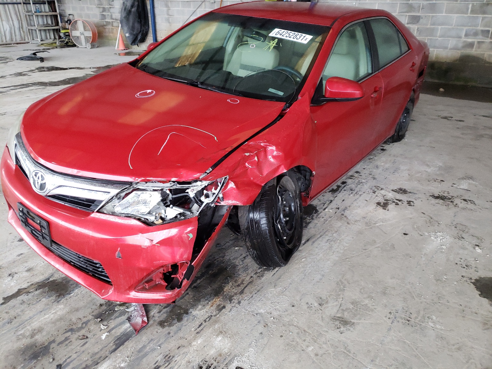 Photo 9 from auction – 2014 TOYOTA CAMRY L with VIN 4T1BF1FK9EU811670