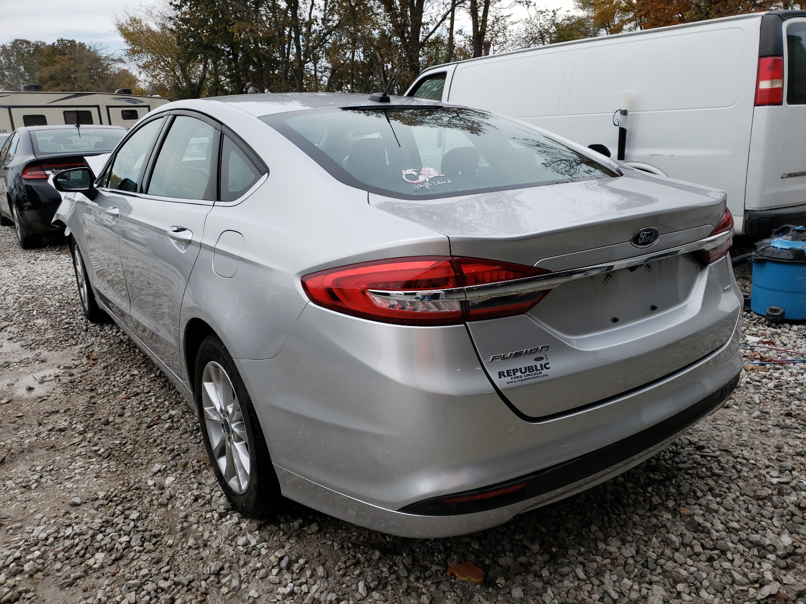 Photo 3 from auction – 2017 FORD FUSION SE with VIN 3FA6P0H73HR221388
