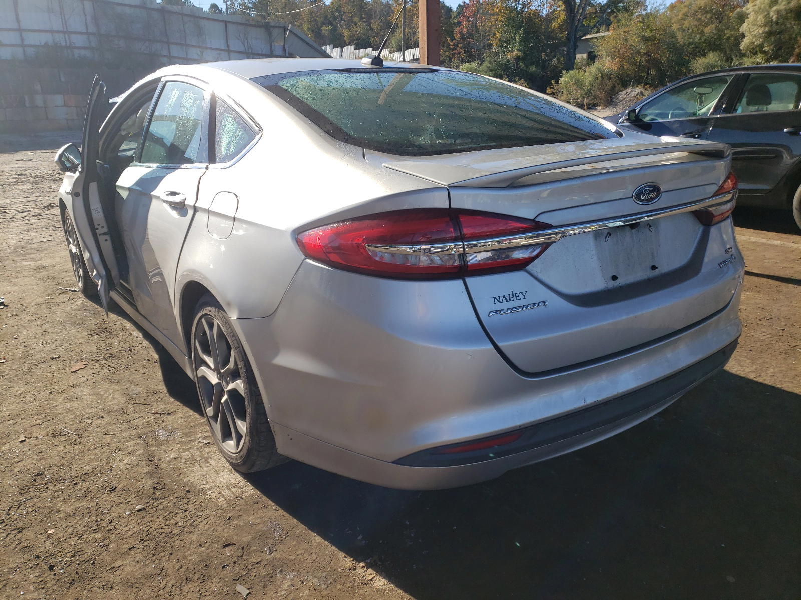 Photo 3 from auction – 2017 FORD FUSION SE with VIN 3FA6P0LU2HR324248