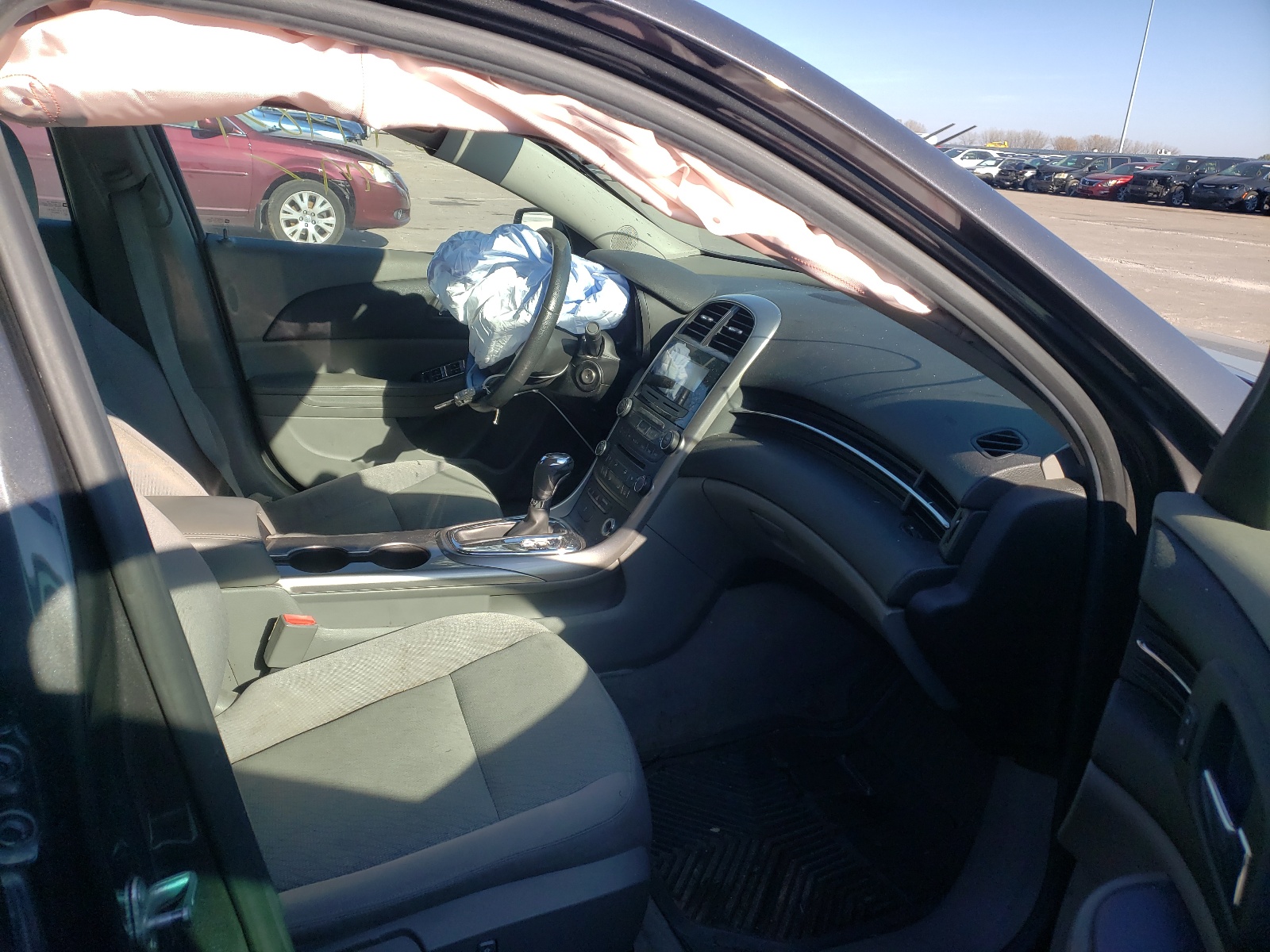 Photo 5 from auction – 2013 CHEVROLET MALIBU LS with VIN 1G11B5SA3DF343821