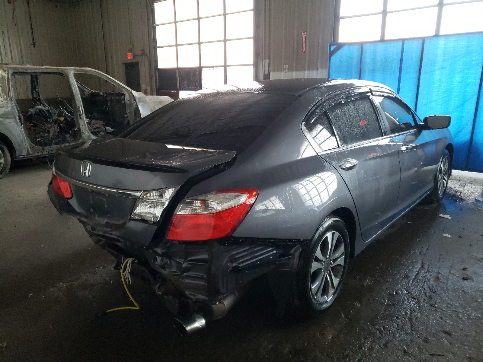 Photo 4 from auction – 2014 HONDA ACCORD LX with VIN 1HGCR2F39EA306410