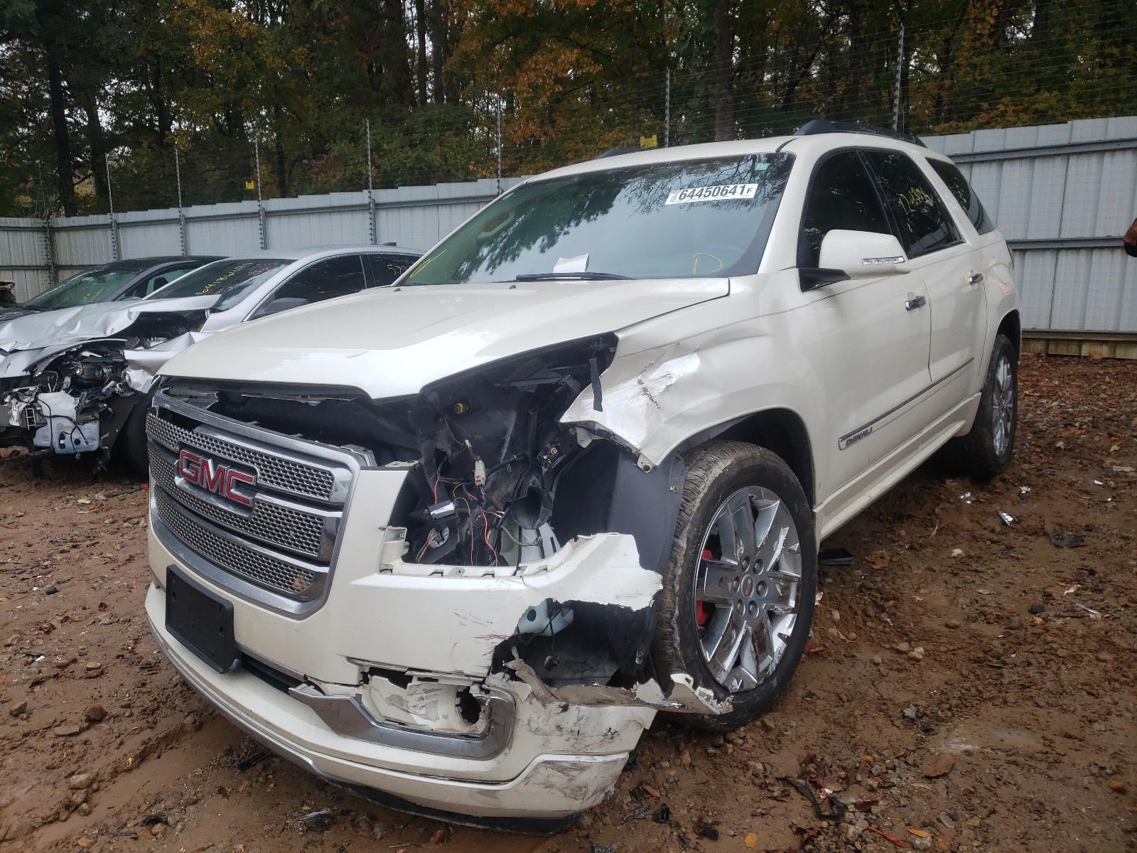 Photo 2 from auction – 2014 GMC ACADIA DEN with VIN 1GKKRTKD0EJ339816