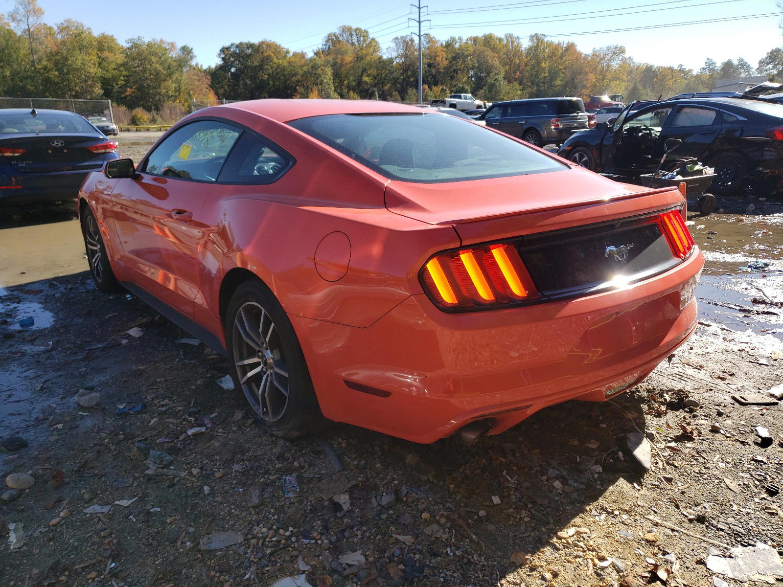 Photo 3 from auction – 2016 FORD MUSTANG with VIN 1FA6P8TH4G5201781