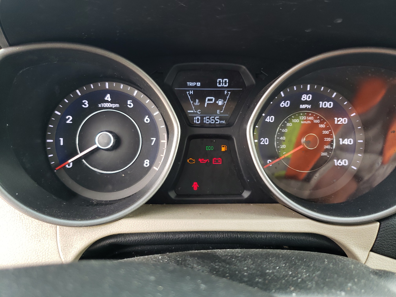 Photo 8 from auction – 2016 HYUNDAI ELANTRA SE with VIN 5NPDH4AE8GH655418