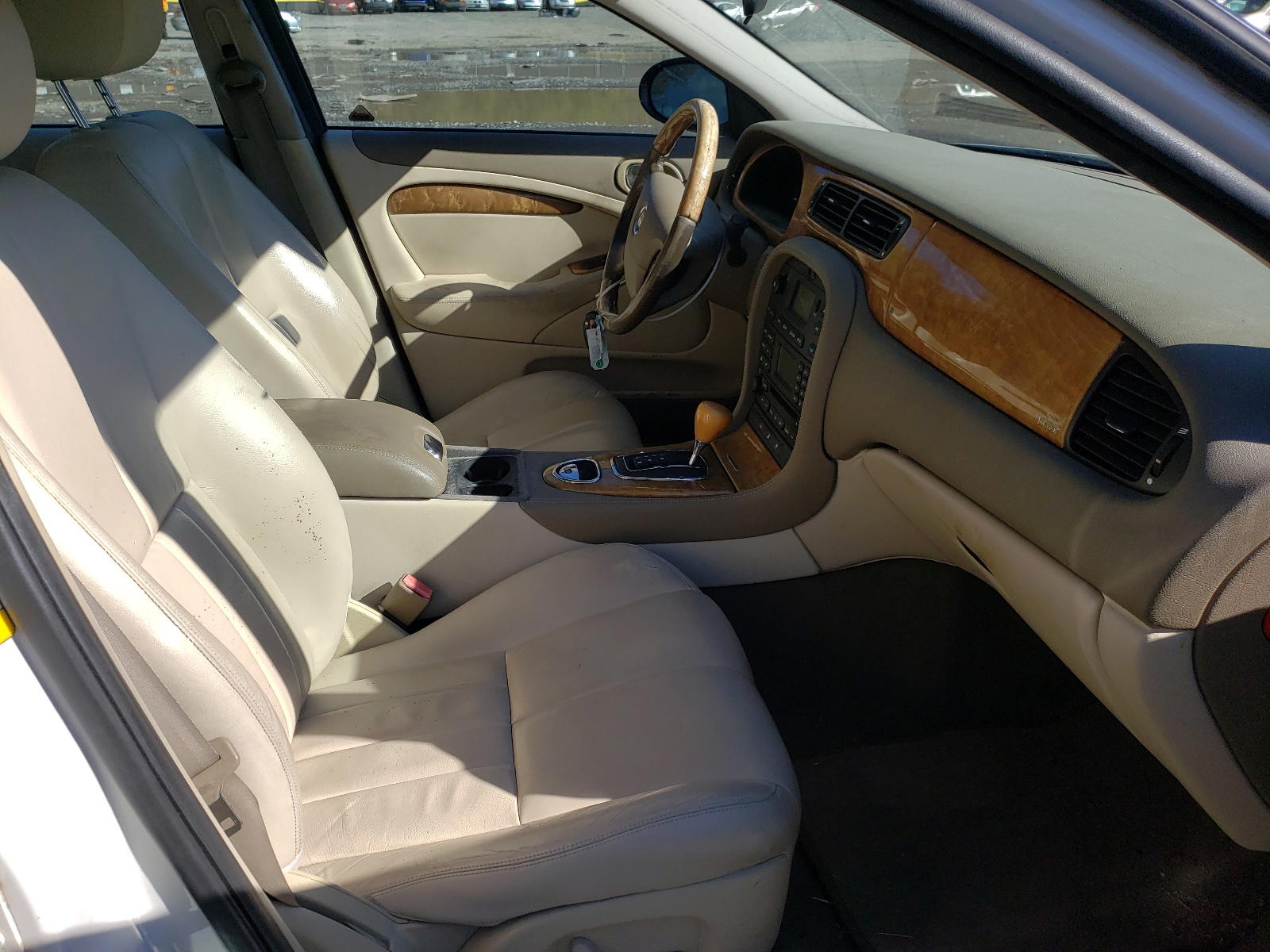 Photo 5 from auction – 2003 JAGUAR S-TYPE with VIN SAJEA01T73FM58391
