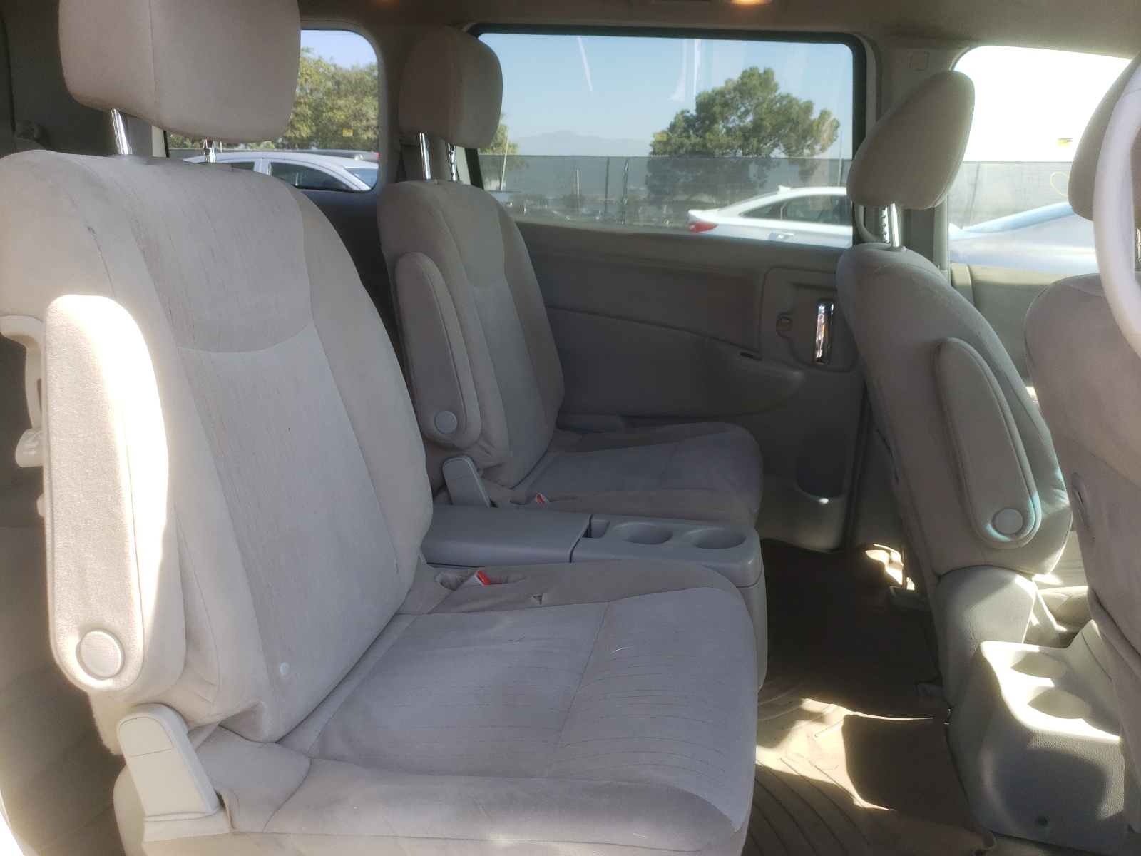 Photo 6 from auction – 2017 NISSAN QUEST S with VIN JN8AE2KP1H9169242
