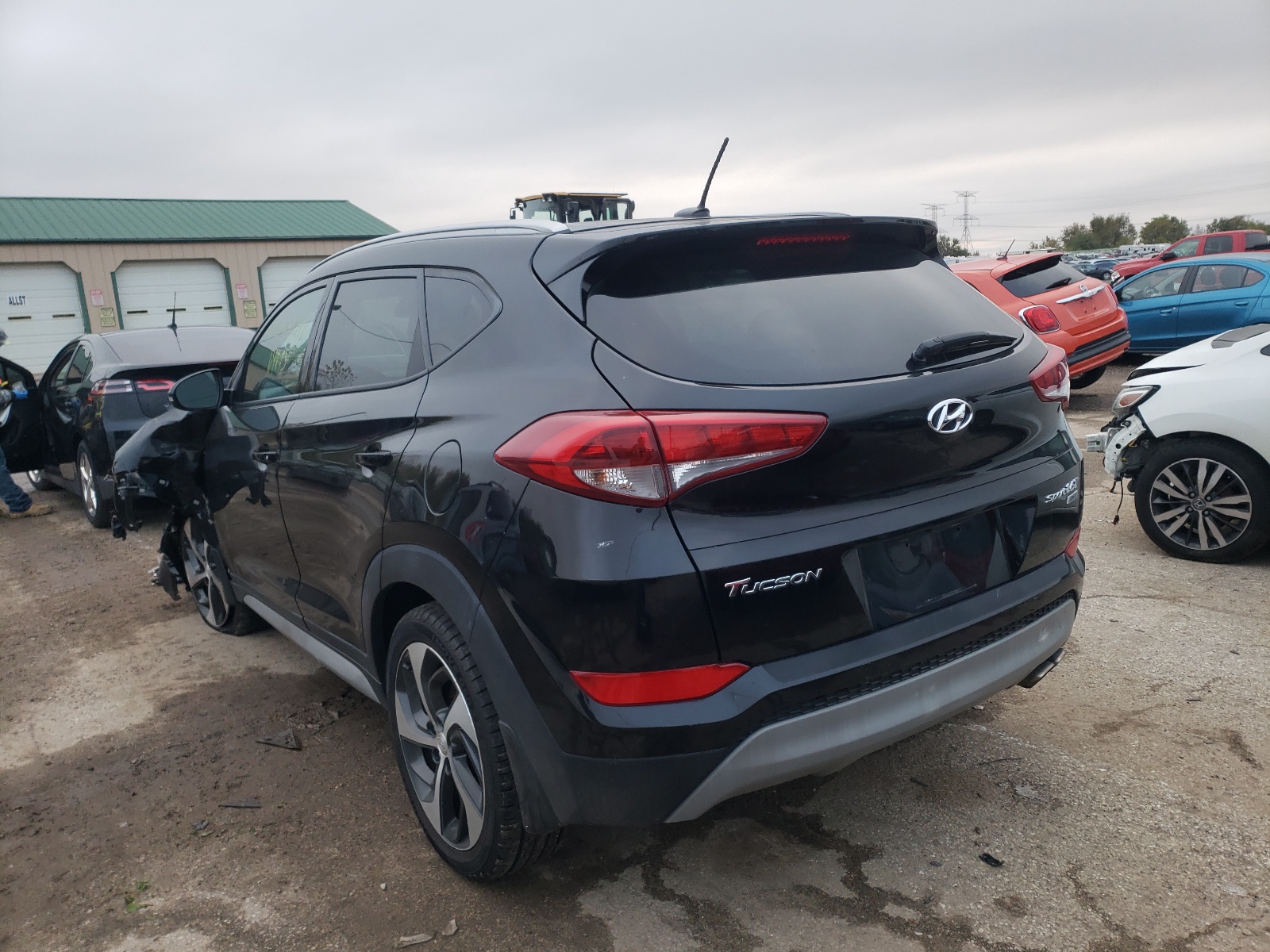 Photo 3 from auction – 2017 HYUNDAI TUCSON LIM with VIN KM8J3CA26HU443928