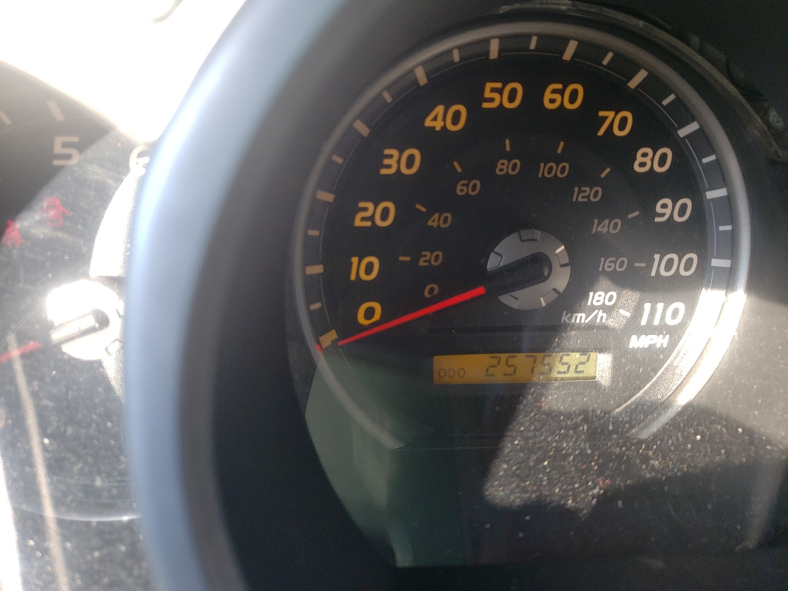 Photo 8 from auction – 2005 TOYOTA 4RUNNER LI with VIN JTEBT17R258019633