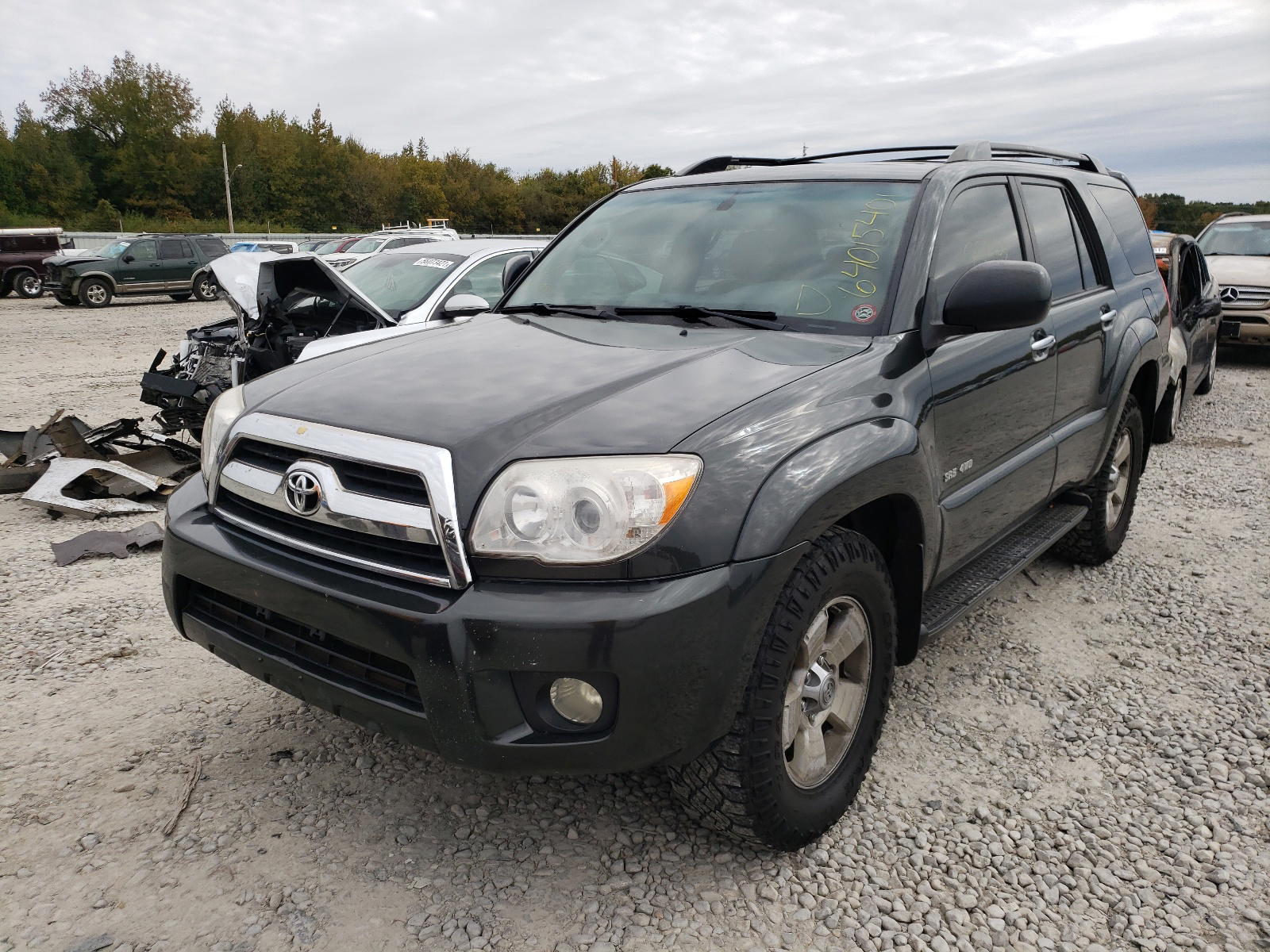 Photo 2 from auction – 2007 TOYOTA 4RUNNER SR with VIN JTEBU14R970117996