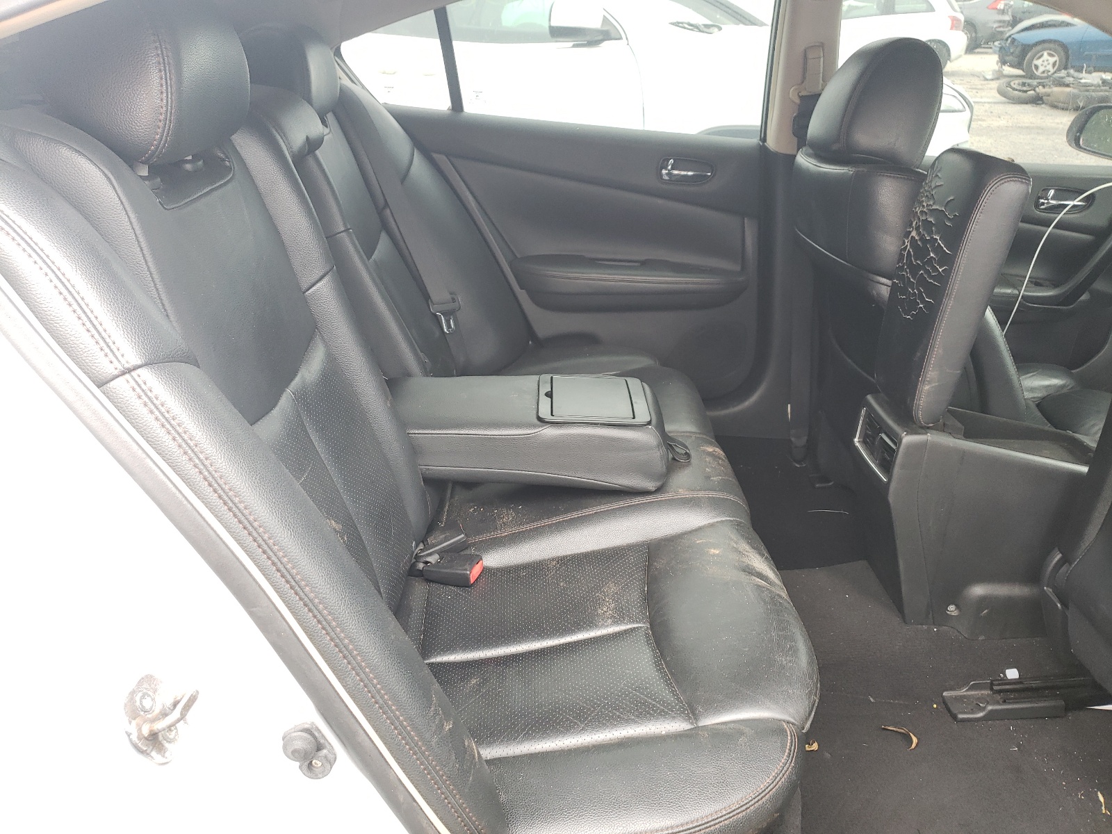 Photo 6 from auction – 2010 NISSAN MAXIMA S with VIN 1N4AA5AP6AC841708