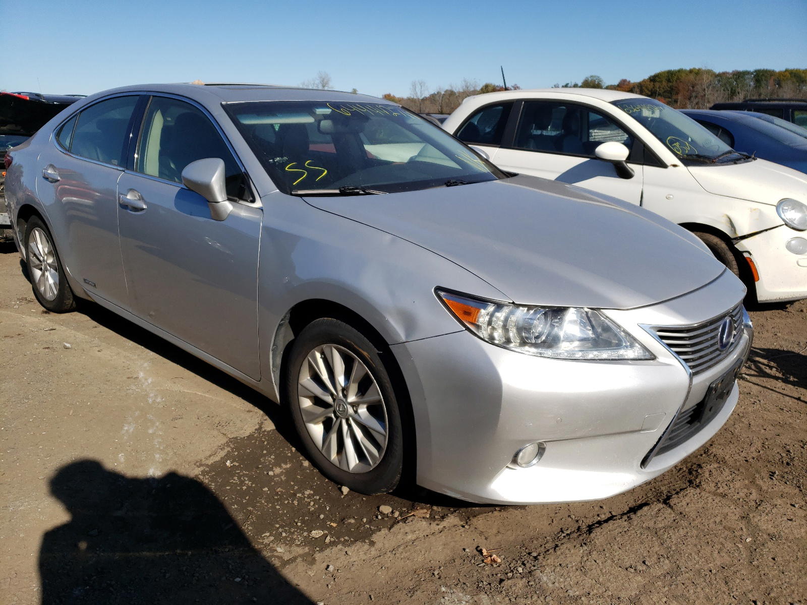 LEXUS ES 300H 2013 with VIN JTHBW1GG4D2008725 - Photo from auction