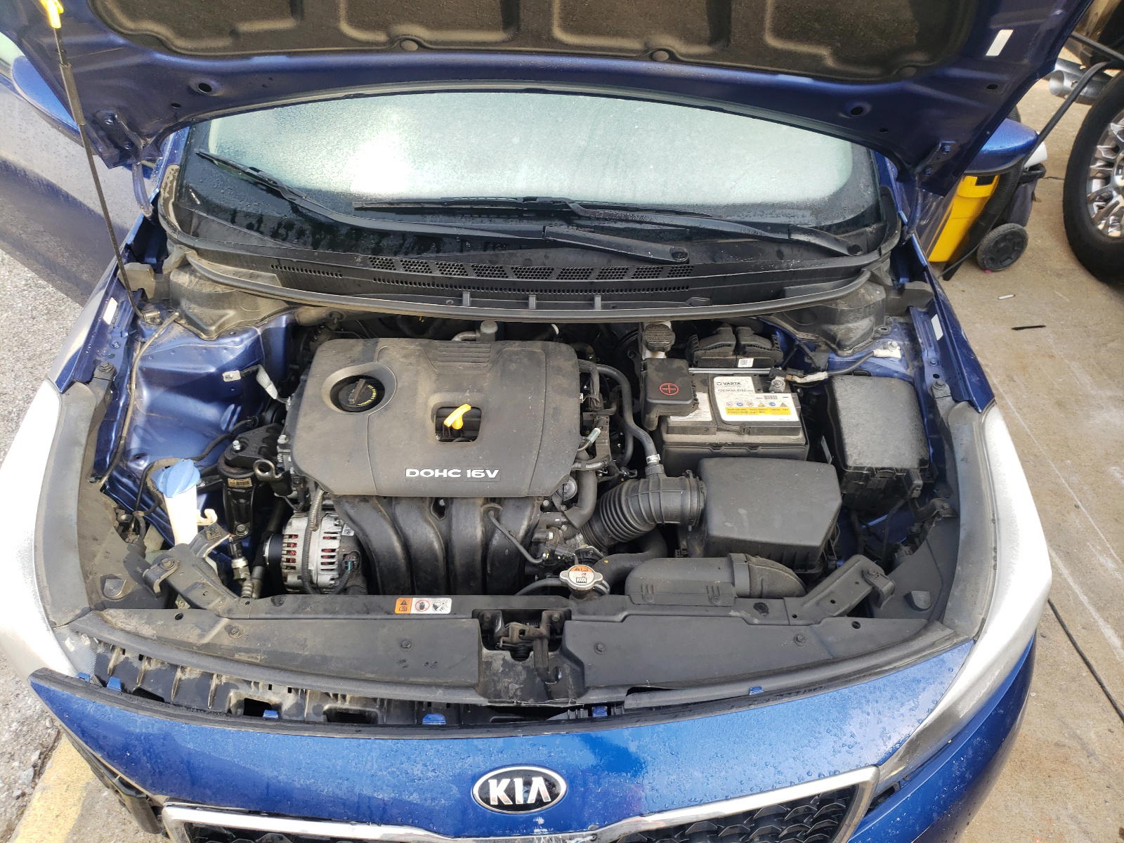 Photo 7 from auction – 2017 KIA FORTE LX with VIN 3KPFL4A70HE132151