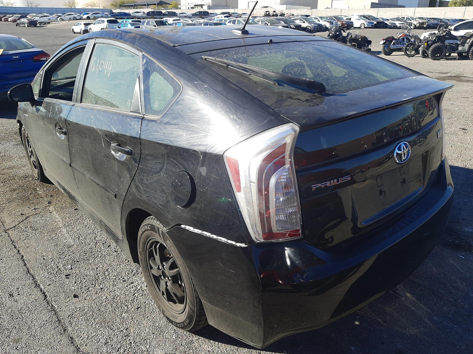 Photo 3 from auction – 2015 TOYOTA PRIUS with VIN JTDKN3DU7F0453646