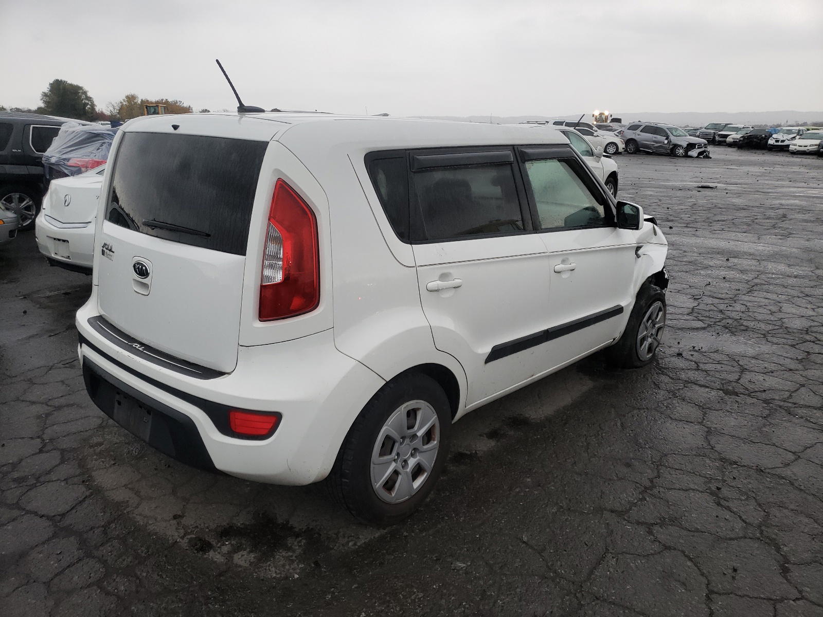 Photo 4 from auction – 2012 KIA SOUL with VIN KNDJT2A57C7460026