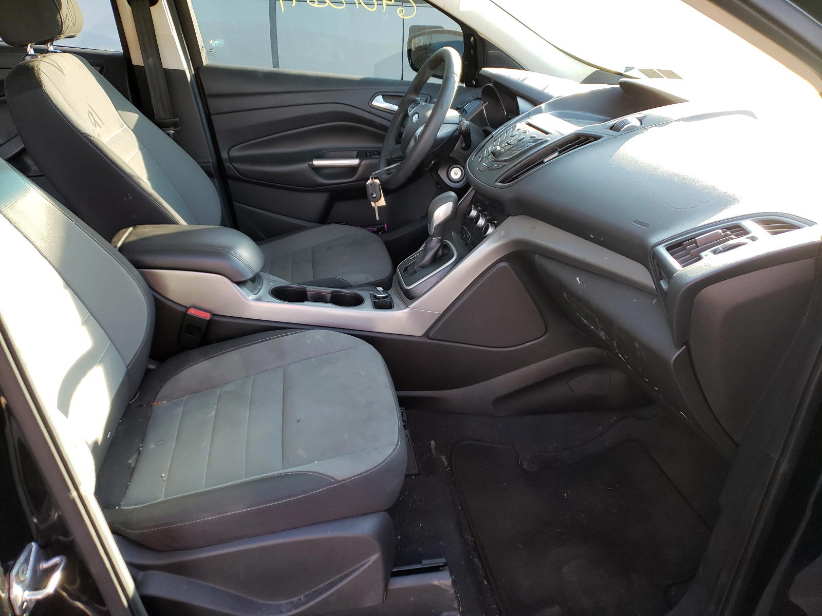 Photo 5 from auction – 2013 FORD ESCAPE SE with VIN 1FMCU9G97DUC77166