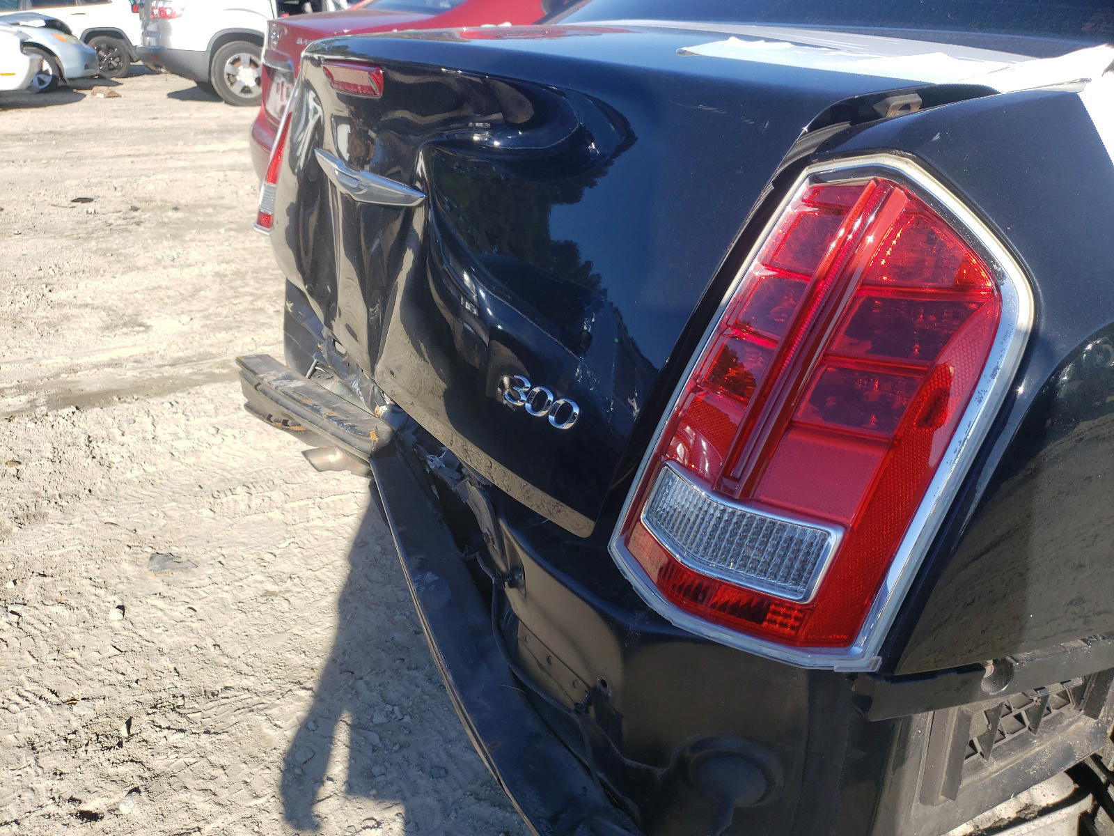 Photo 9 from auction – 2012 CHRYSLER 300 LIMITE with VIN 2C3CCACG8CH245250