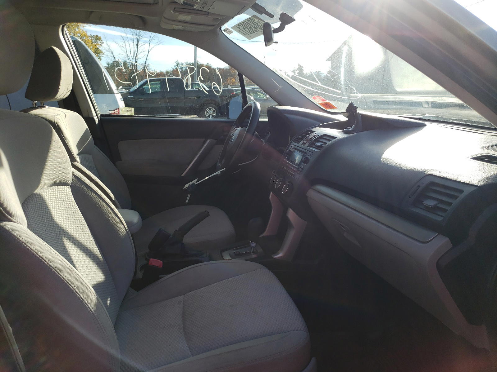 Photo 5 from auction – 2015 SUBARU FORESTER 2 with VIN JF2SJADC7FH519641