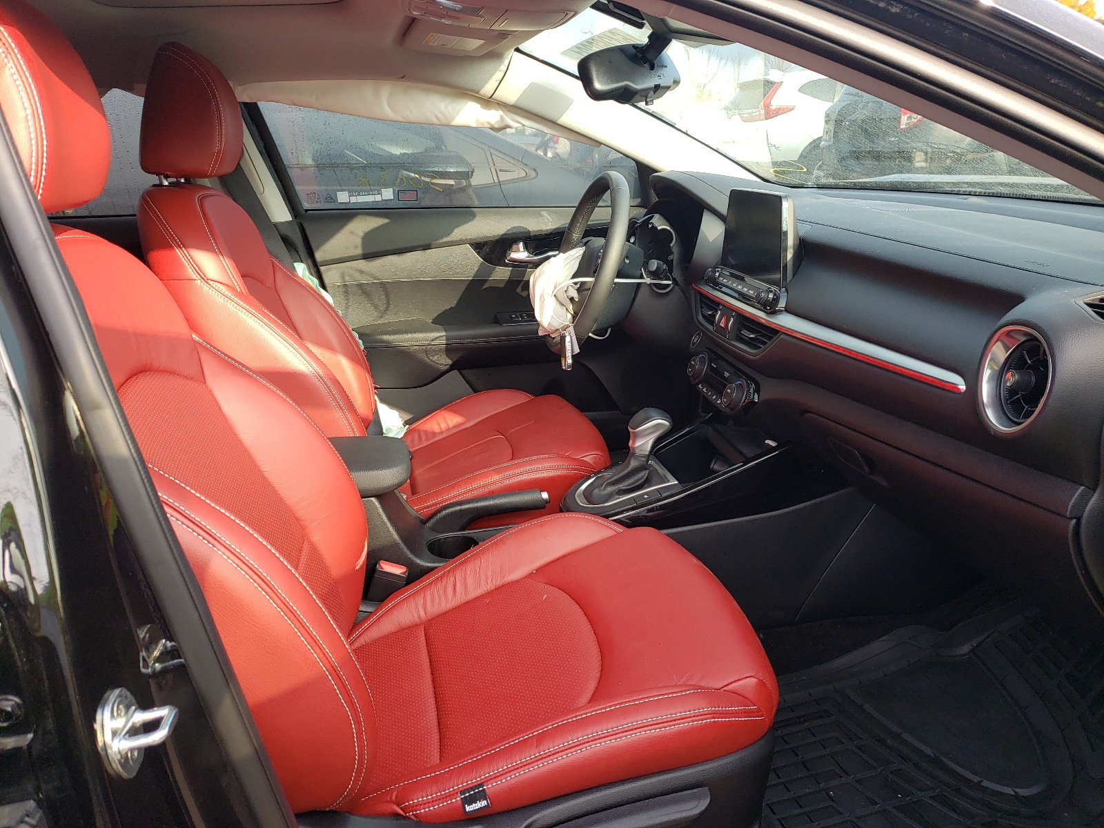 Photo 5 from auction – 2021 KIA FORTE EX with VIN 3KPF54AD3ME333830