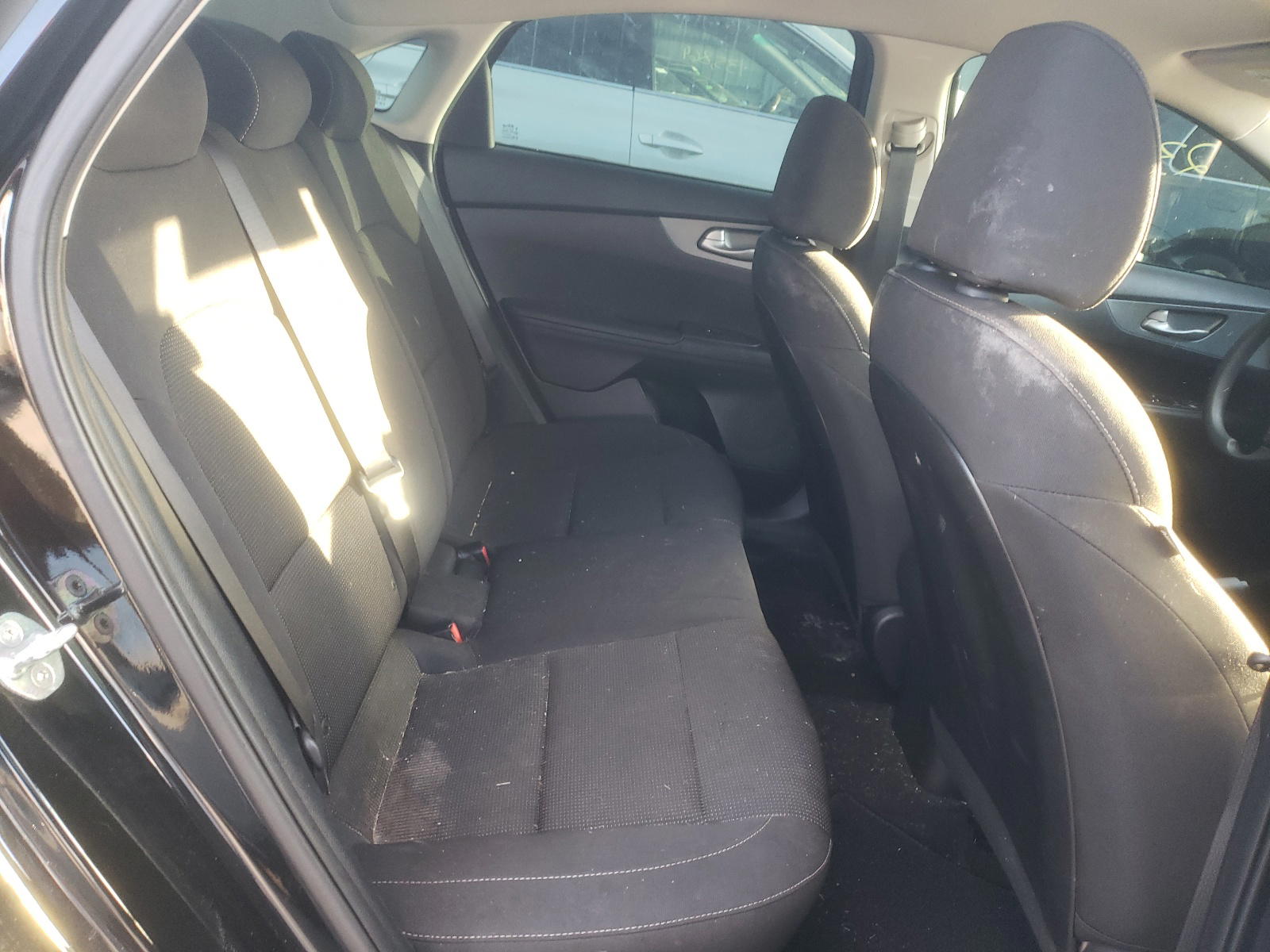 Photo 6 from auction – 2020 KIA FORTE with VIN 3KPF24AD2LE171373