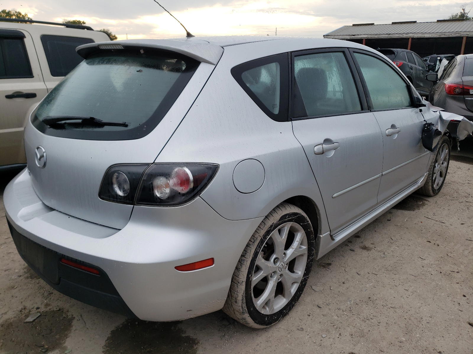 Photo 4 from auction – 2008 MAZDA 3 HATCHBAC with VIN JM1BK343681827306