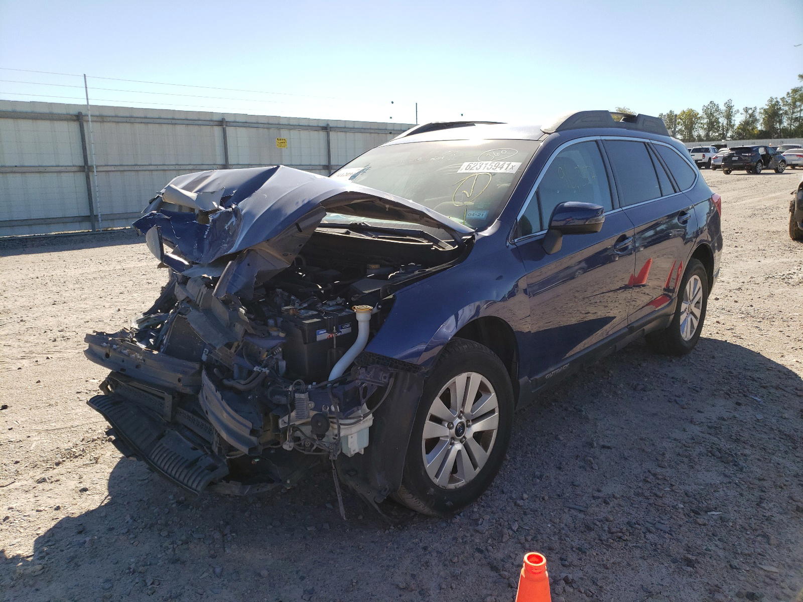 Photo 2 from auction – 2017 SUBARU OUTBACK 2. with VIN 4S4BSAFC7H3217710