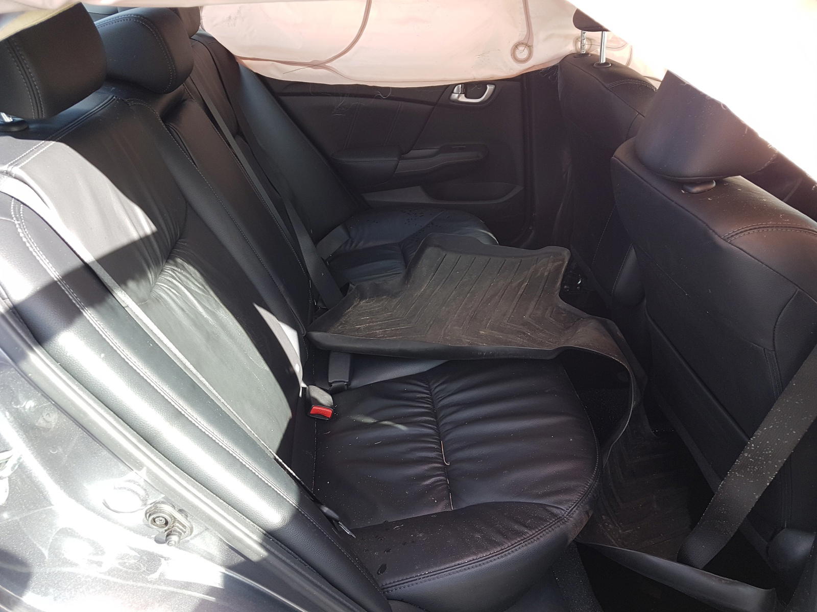 Photo 6 from auction – 2015 HONDA CIVIC SE with VIN 2HGFB2F76FH017573