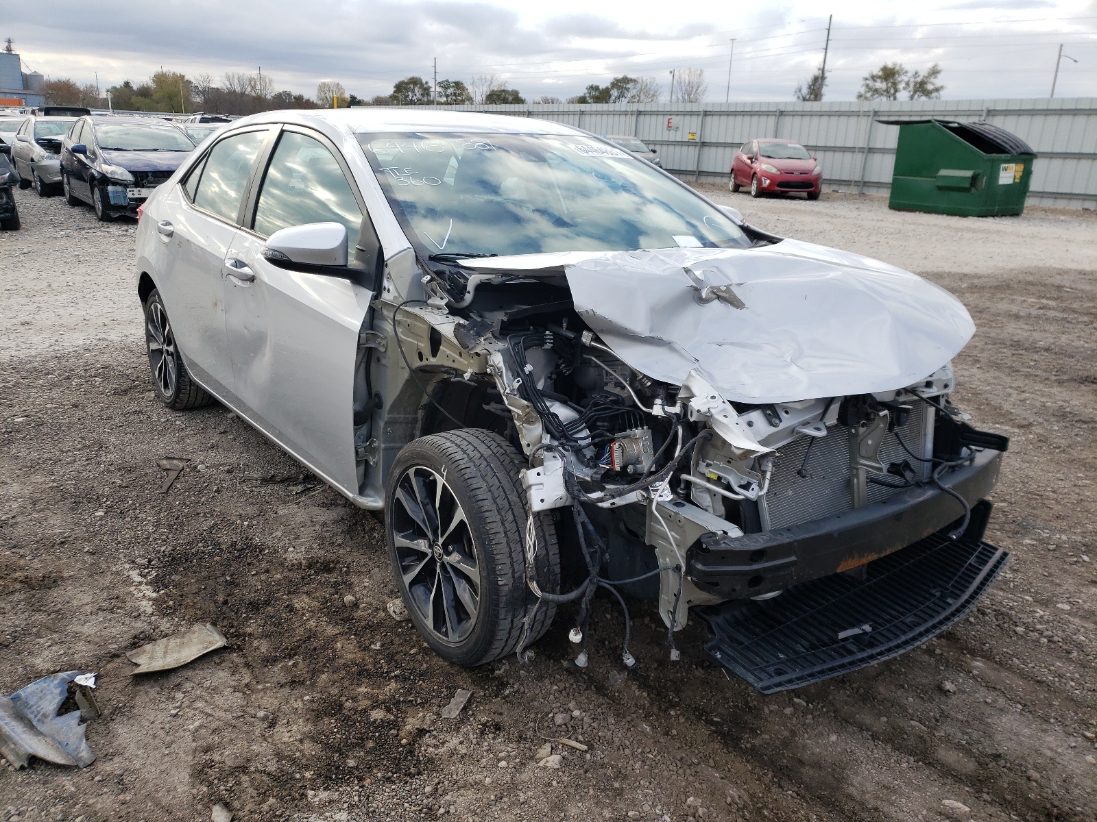TOYOTA COROLLA L 2018 with VIN 5YFBURHE7JP748186 - Photo from auction