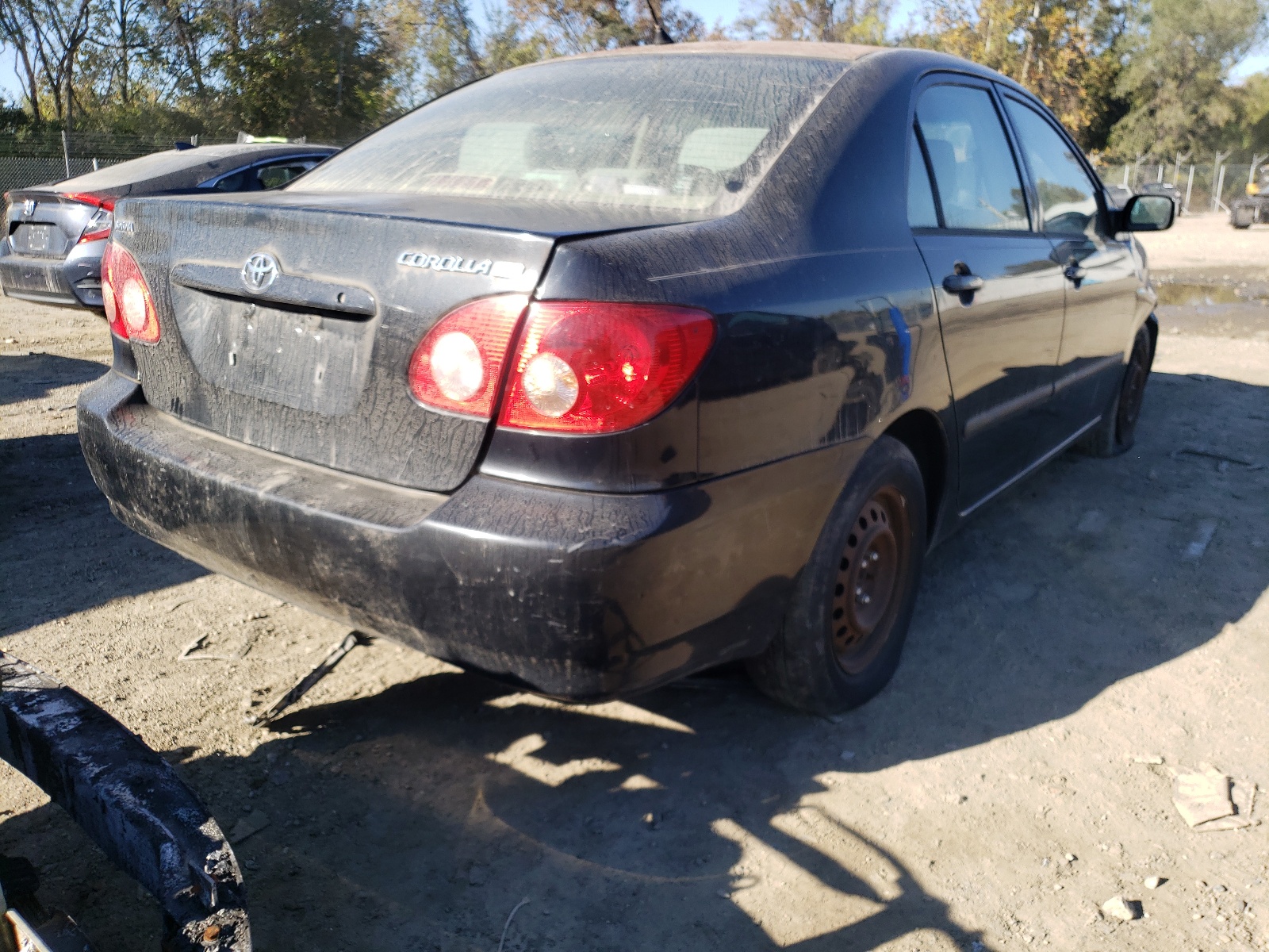Photo 4 from auction – 2005 TOYOTA COROLLA CE with VIN 1NXBR32E55Z503303