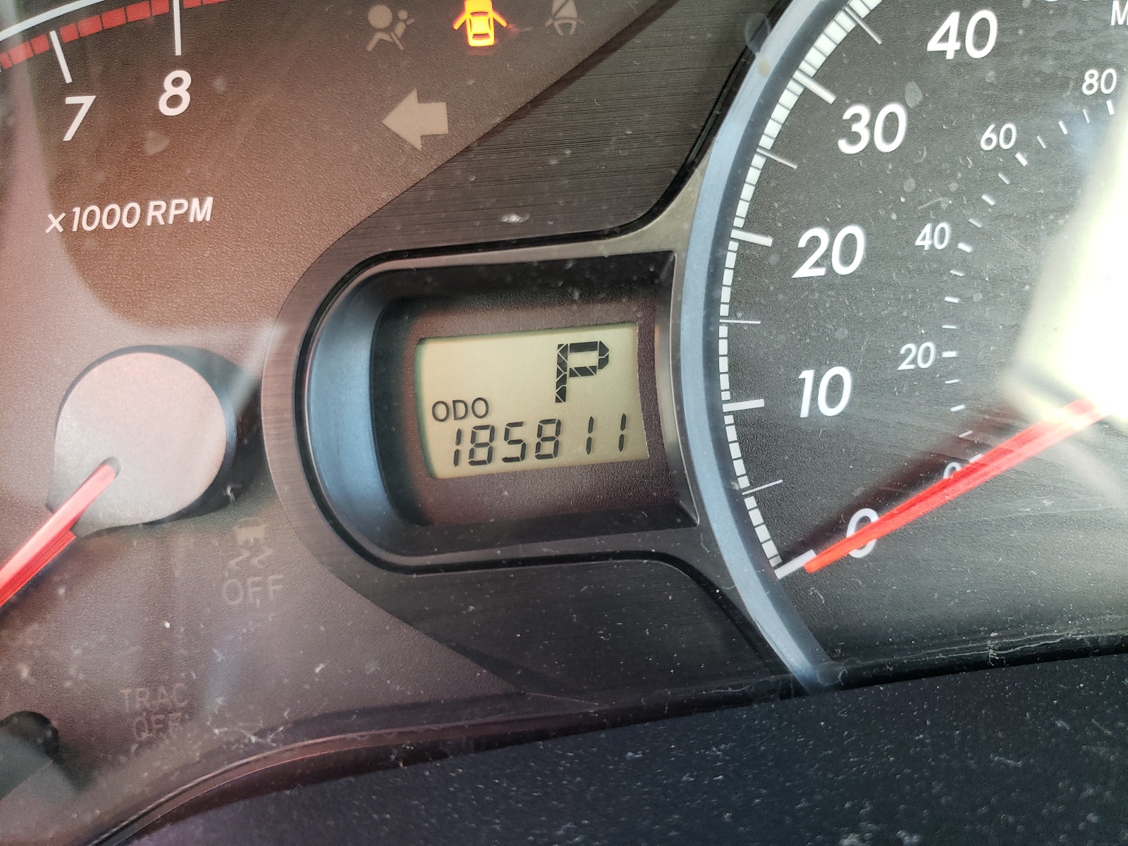 Photo 8 from auction – 2014 TOYOTA SIENNA LE with VIN 5TDKK3DCXES496101