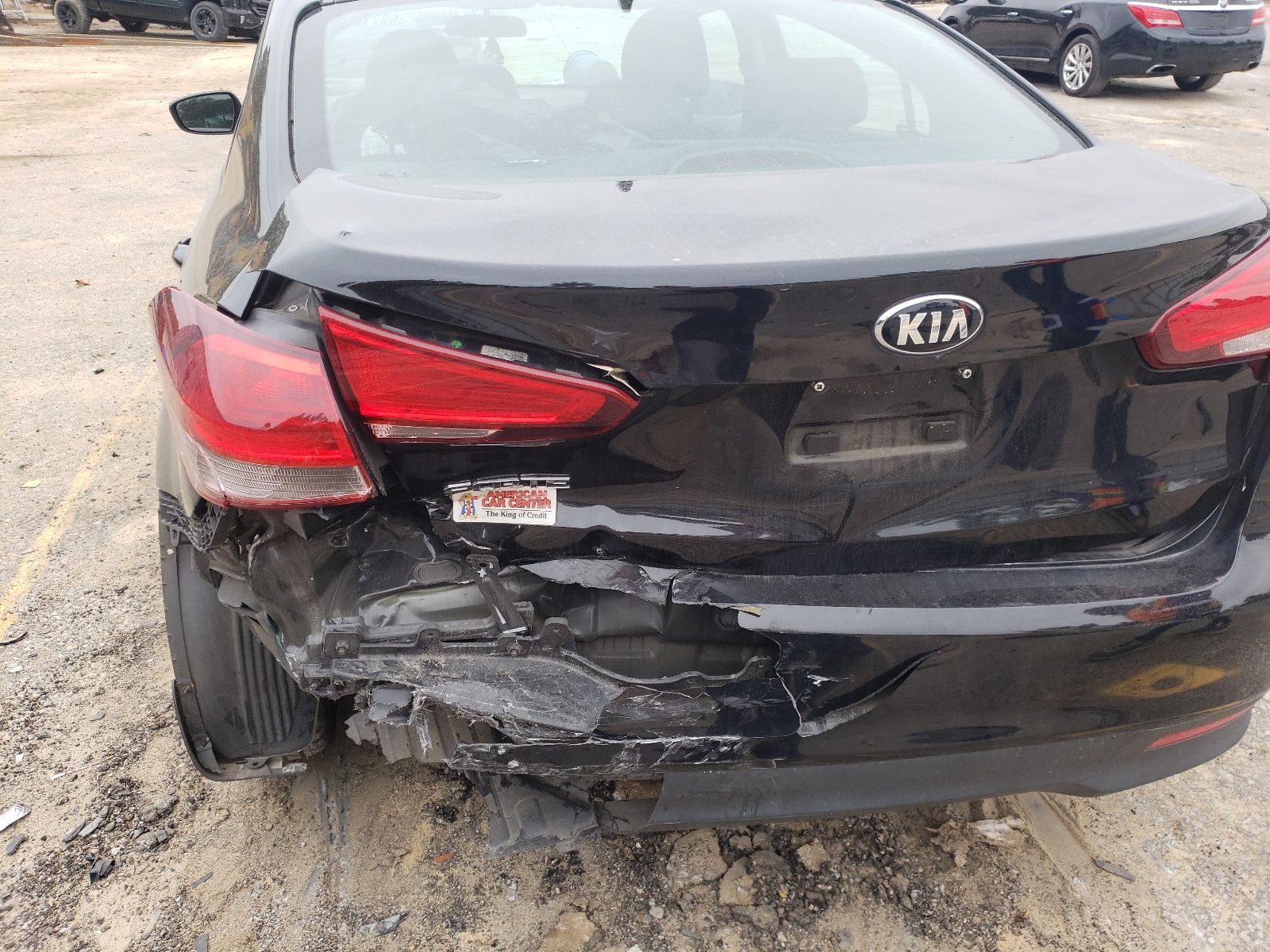 Zdjęcie 9 z aukcji – 2017 KIA FORTE LX z VIN 3KPFK4A7XHE080465