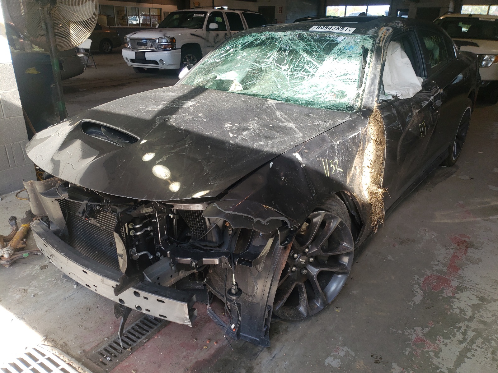 Photo 2 from auction – 2020 DODGE CHARGER SC with VIN 2C3CDXGJ9LH183136